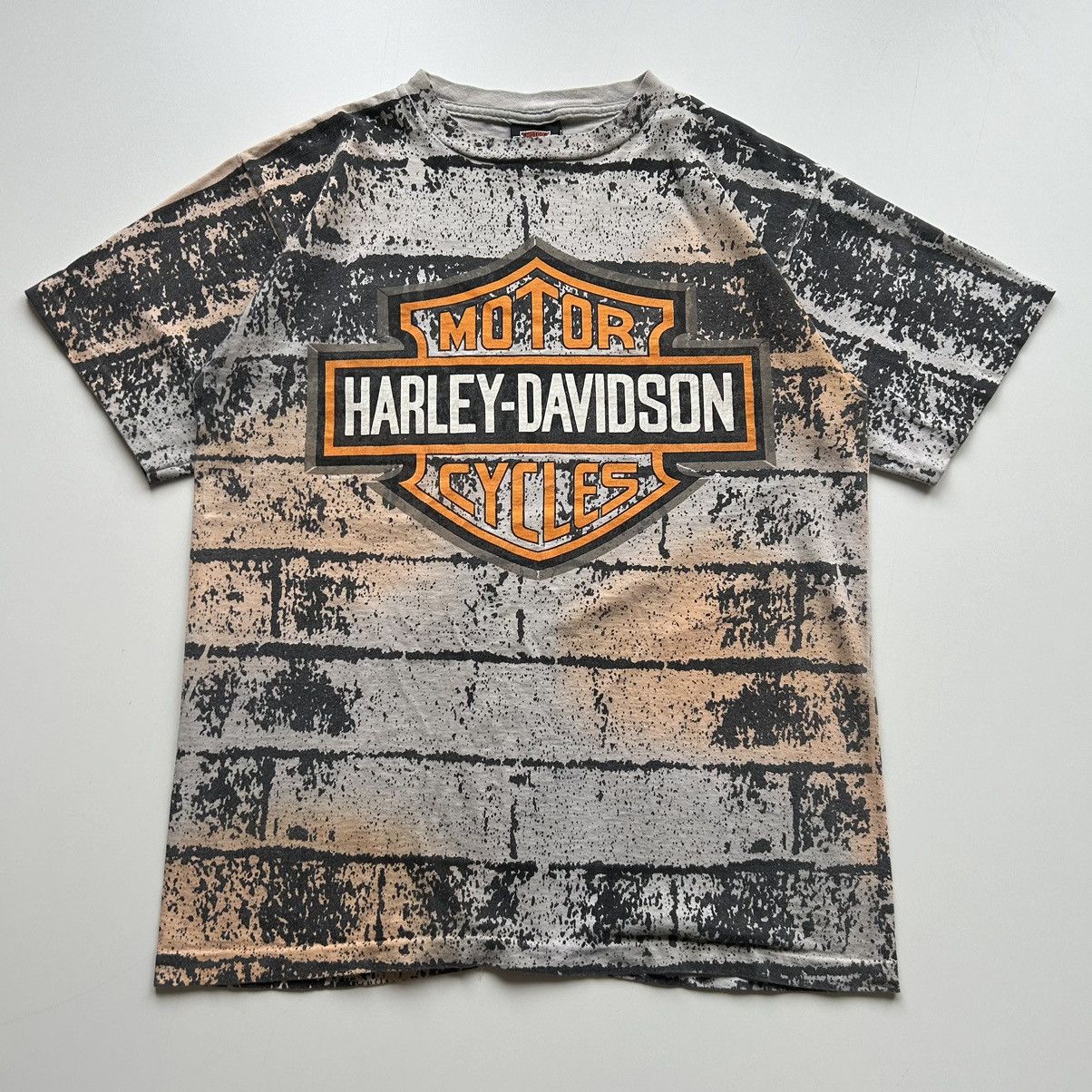 image of Vintage 90's Harley Davidson Motorcycles Brick Aop T Shirt in White, Men's (Size Large)