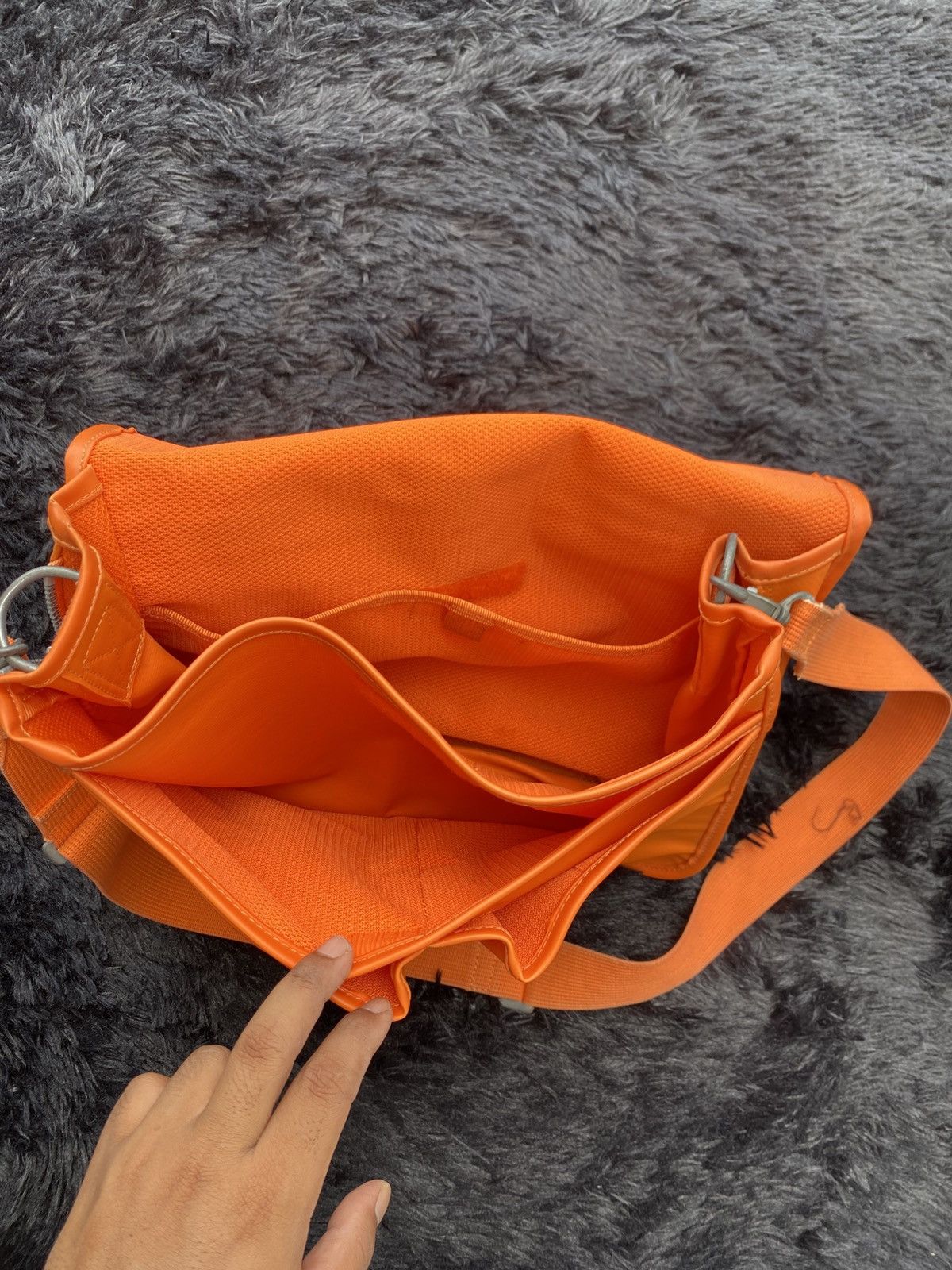 Porter A.P.C Yoshida Luggage Label Shoulder Bag Orange Color Size ONE SIZE - 16 Thumbnail