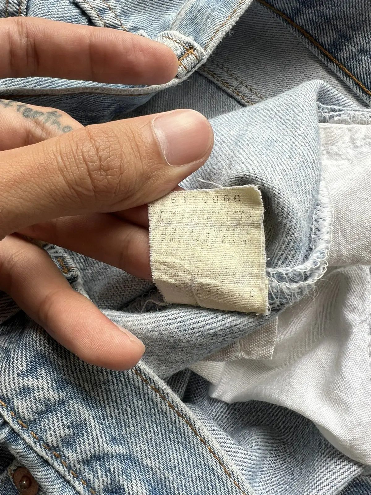 Levi's Thrashed Vintage 90s Levi's 501 Jeans Distressed Size US 32 / EU 48 - 7 Thumbnail