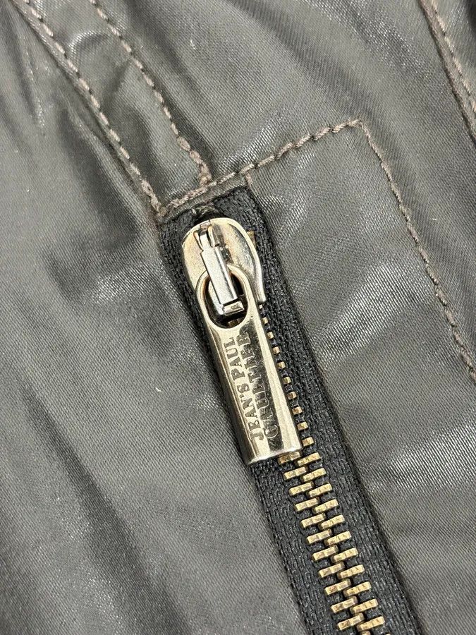 Jean Paul Gaultier 2000s Jean Paul Gaultier Black Detachable Obscure Trenchcoat Size US S / EU 44-46 / 1 - 9 Thumbnail