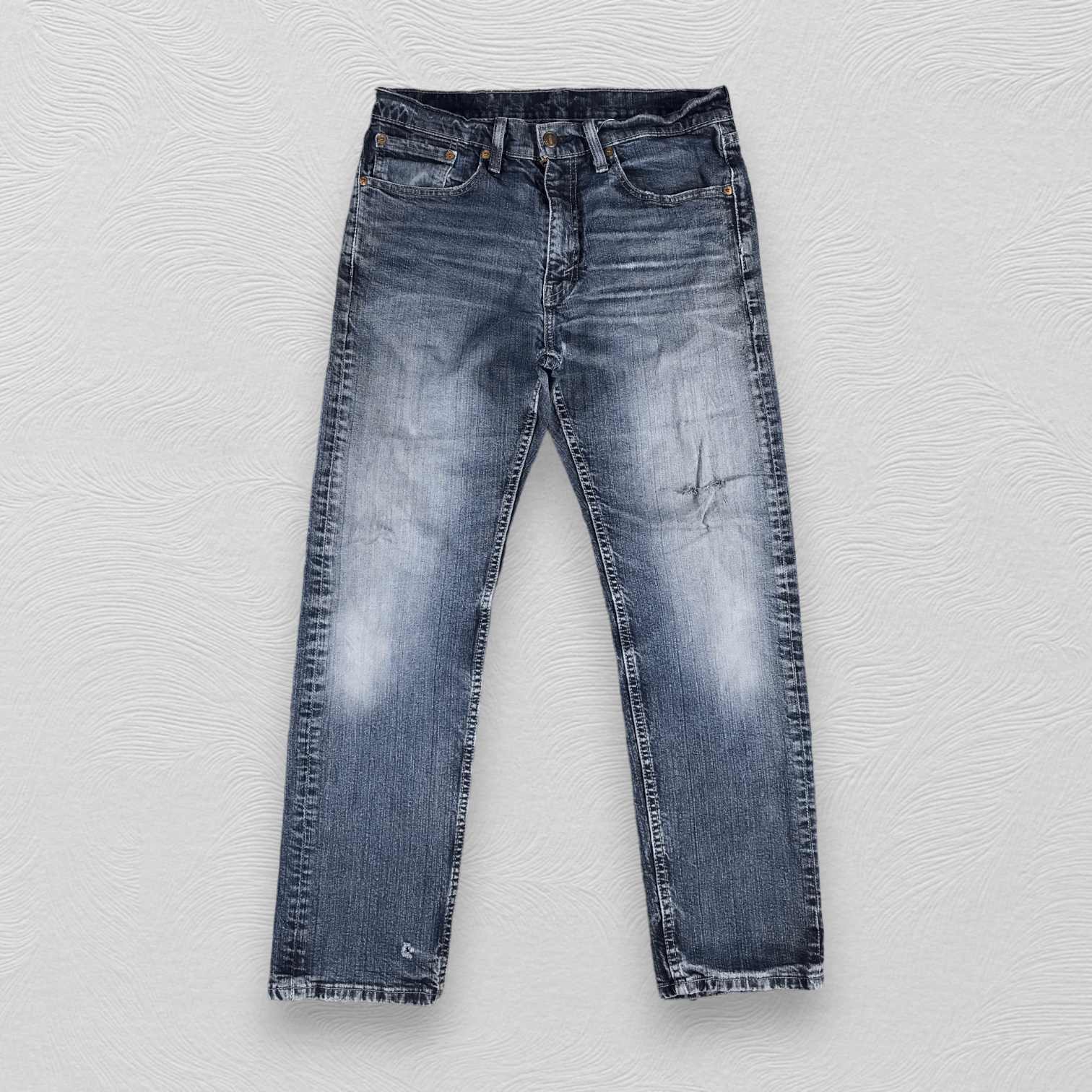 Levi's Vintage Levi's 505 Jeans Distress Faded Blue Denim KJ1027 Size US 32 / EU 48 - 1 Thumbnail