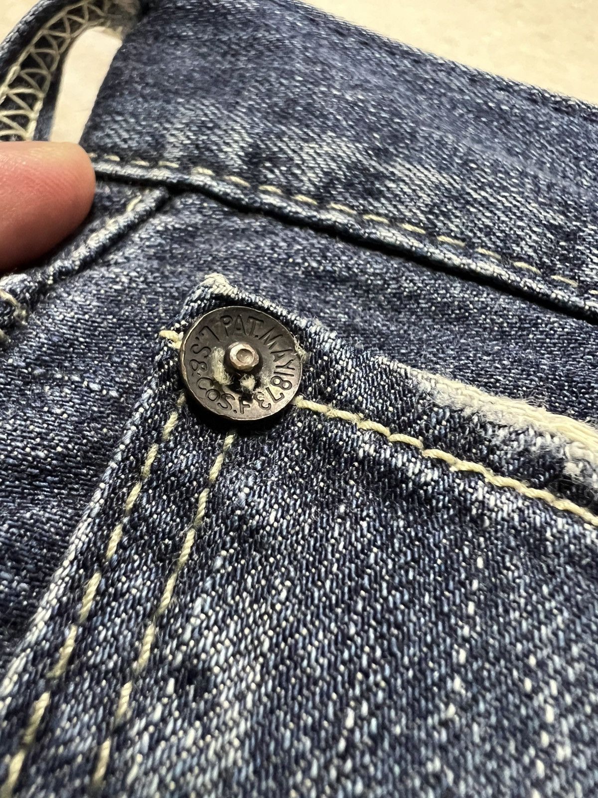 Levi's 💥Baggy💥Vintage Levis 203 Carpenter Washed Distressed Jeans Size US 35 - 12 Thumbnail