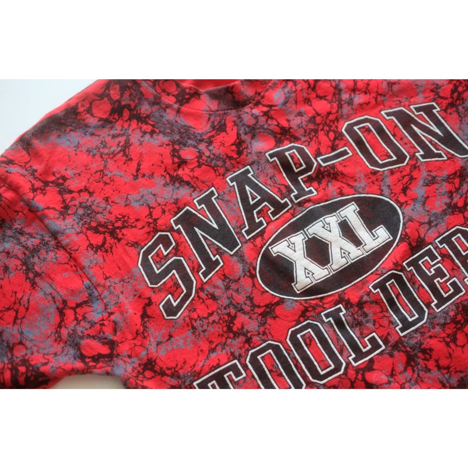 Fruit Of The Loom VINTAGE FRUIT OF THE LOOM T-SHIRT Shirt Men 80s 90s SNAP ON TOOL RACING USA AOP ALL OVER PRINT Red L Size US L / EU 52-54 / 3 - 5 Thumbnail