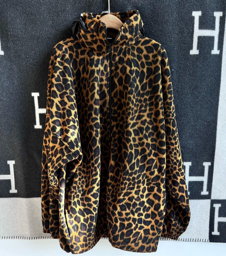 Balenciaga Balenciaga Leopard print jacket Size XS / US 0-2 / IT 36-38 - 1 Thumbnail
