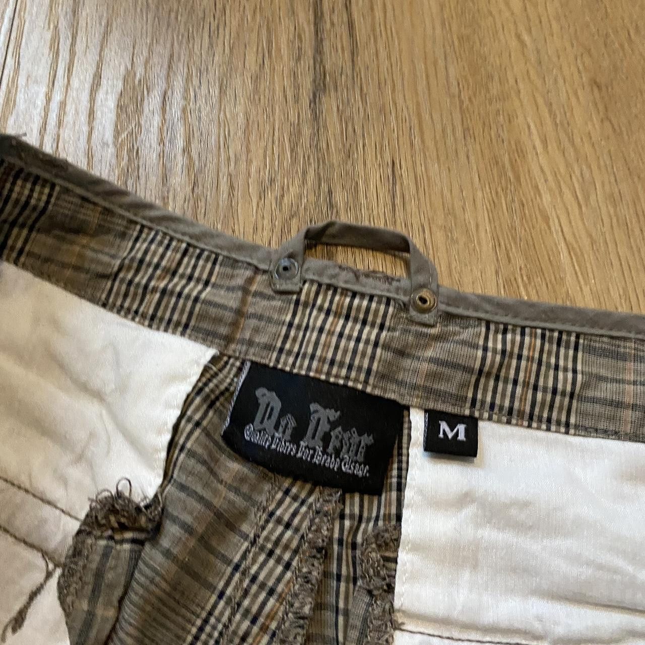 No Fear 2000s Brown and black cargo shorts #skater Vintage Size US M / EU 48-50 / 2 - 5 Thumbnail