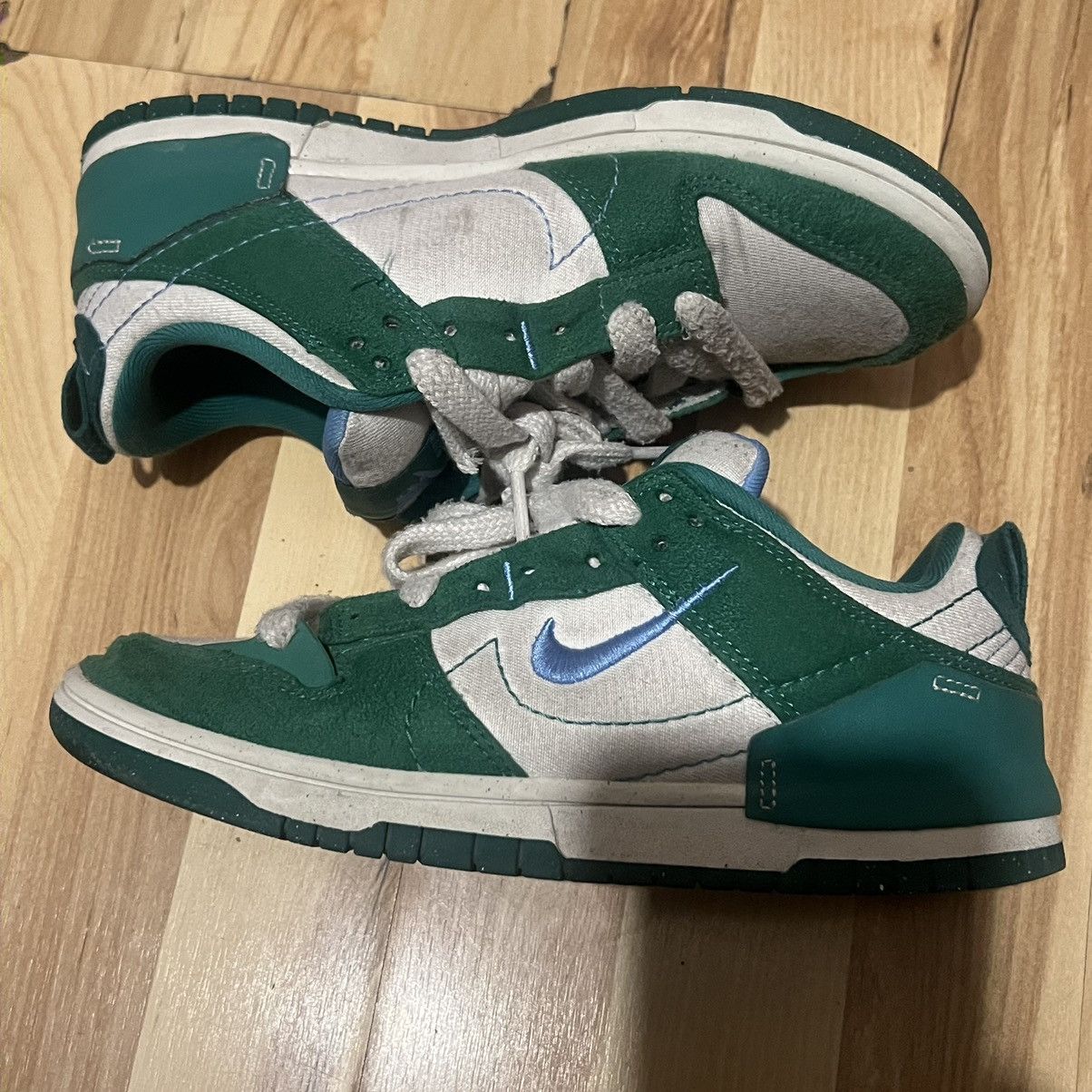 Nike Nike Dunk Low Disrupt 2 Malachite Size US 5.5 / EU 38 - 2 Thumbnail