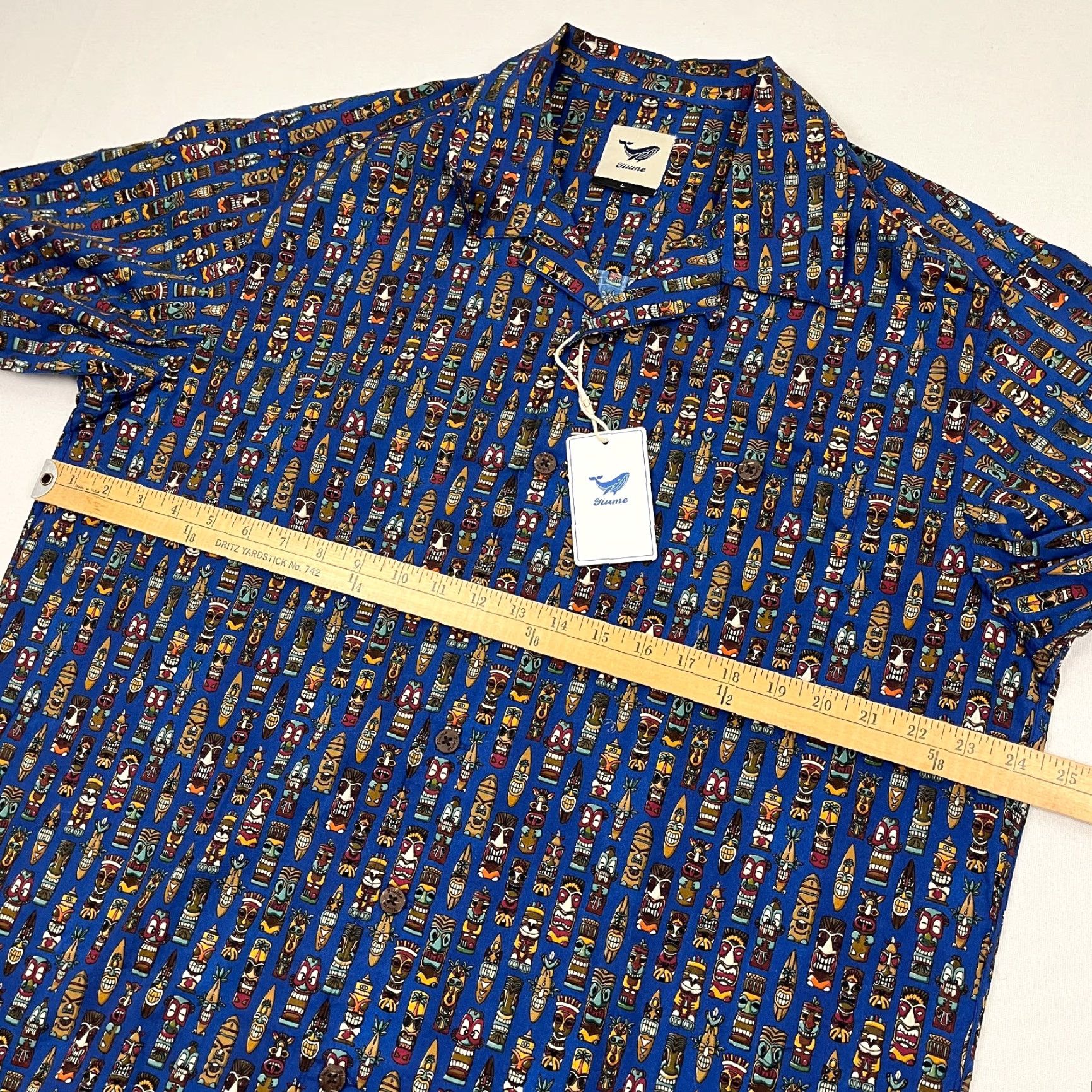 Vintage Yiume Shirt Mens L Blue Tiki Totem Hawaiian Floral Short Sleeve Button-Up Collared Shirt Size US L / EU 52-54 / 3 - 5 Thumbnail