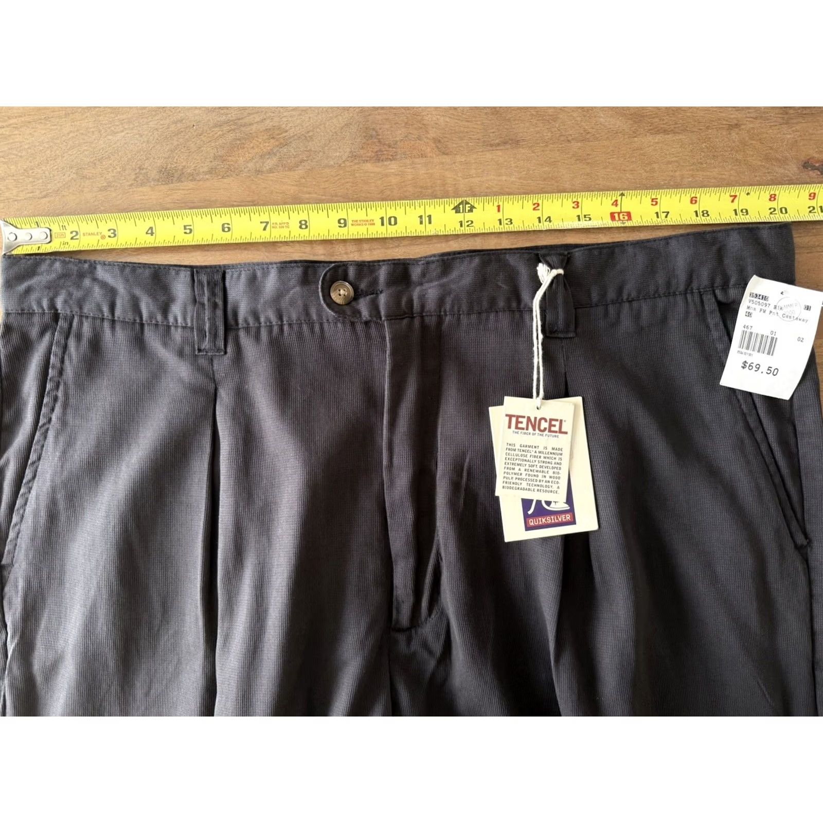 Quiksilver VINTAGE Quiksilver Pants Men 40x32 Black Tencel Chino Pleated 2000s Retro Straight Articulated Slim Classic Casual Mens Size US 40 / EU 56 - 7 Thumbnail
