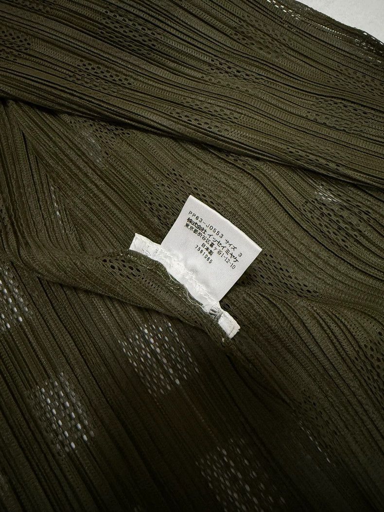 Issey Miyake issey miyake size:3 Olive green pleated hollowed-out cardi Size XXS / US 00 / IT 34 - 4 Thumbnail