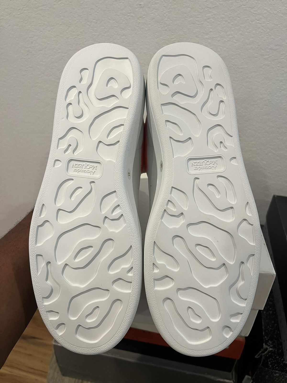 Alexander McQueen Alexander McQueen Oversized Orange White Size US 11 / EU 44 - 5 Thumbnail
