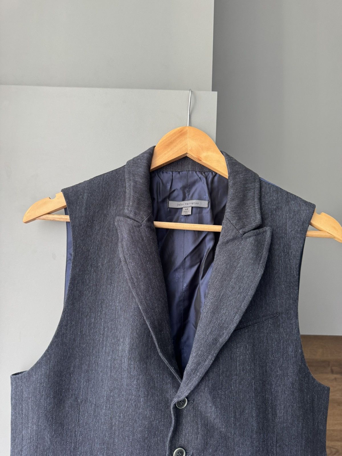 John Varvatos John Varvatos Collection - Navy Wire Collar Vest - Size 48 Size US M / EU 48-50 / 2 - 3 Thumbnail
