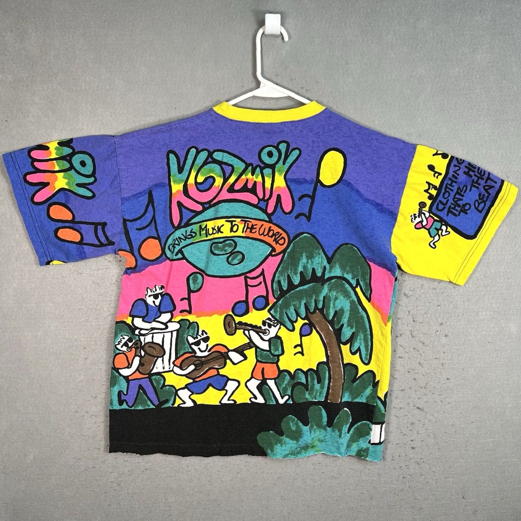 VINTAGE Kozmik Island Music T Shirt Adult Large Mens Multicolor 90s Graphic Tee Sportswear/Beach Mens