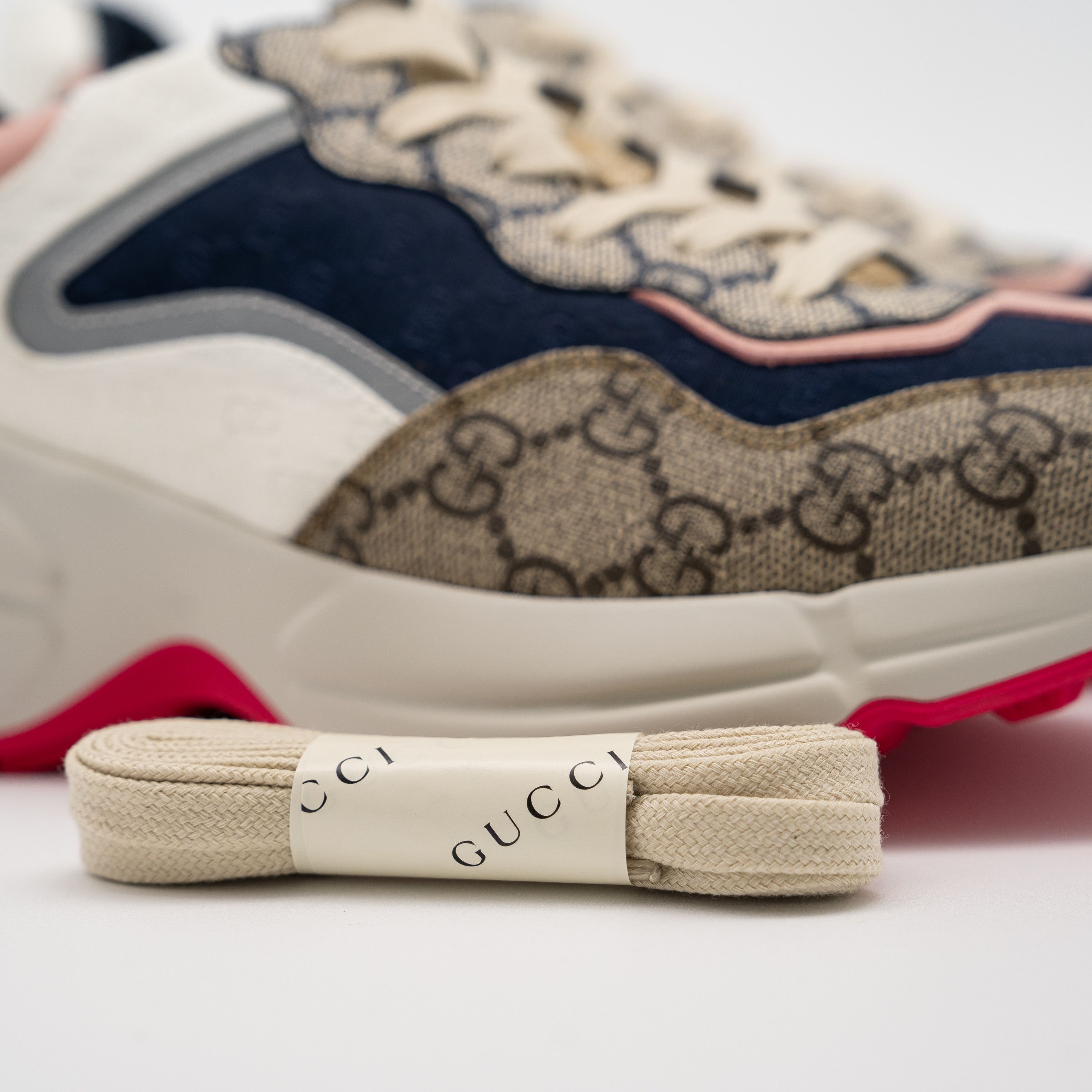 Gucci 36.5eu 6.5 US Gucci GG Rhyton Beige White Pink Blue Leather Size US 6.5 / IT 36.5 - 7 Thumbnail