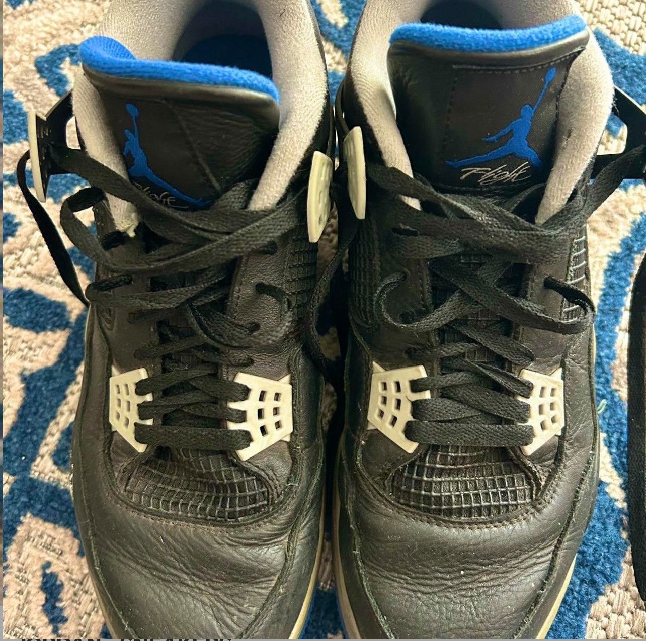 Jordan 4 Retro SE Black and White trainers