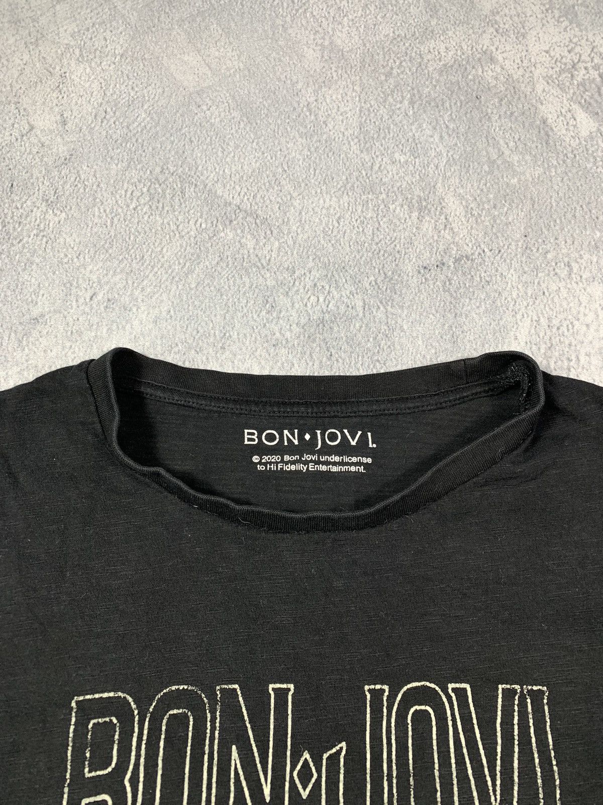 Band Tees Vintage Y2K faded Bon Jovi band tee biglogo tour streetwear Size US S / EU 44-46 / 1 - 5 Thumbnail
