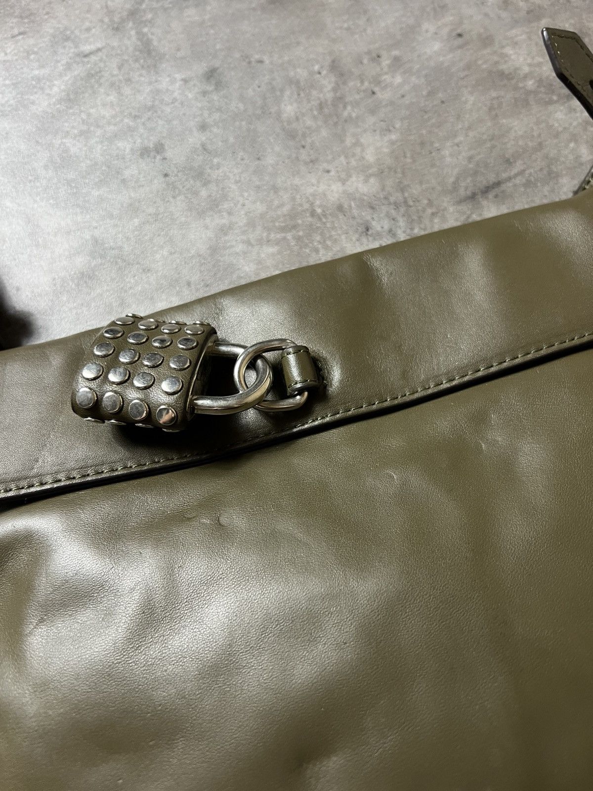 Burberry Burberry Studded Padlock Messenager crossbody bag Size ONE SIZE - 4 Thumbnail
