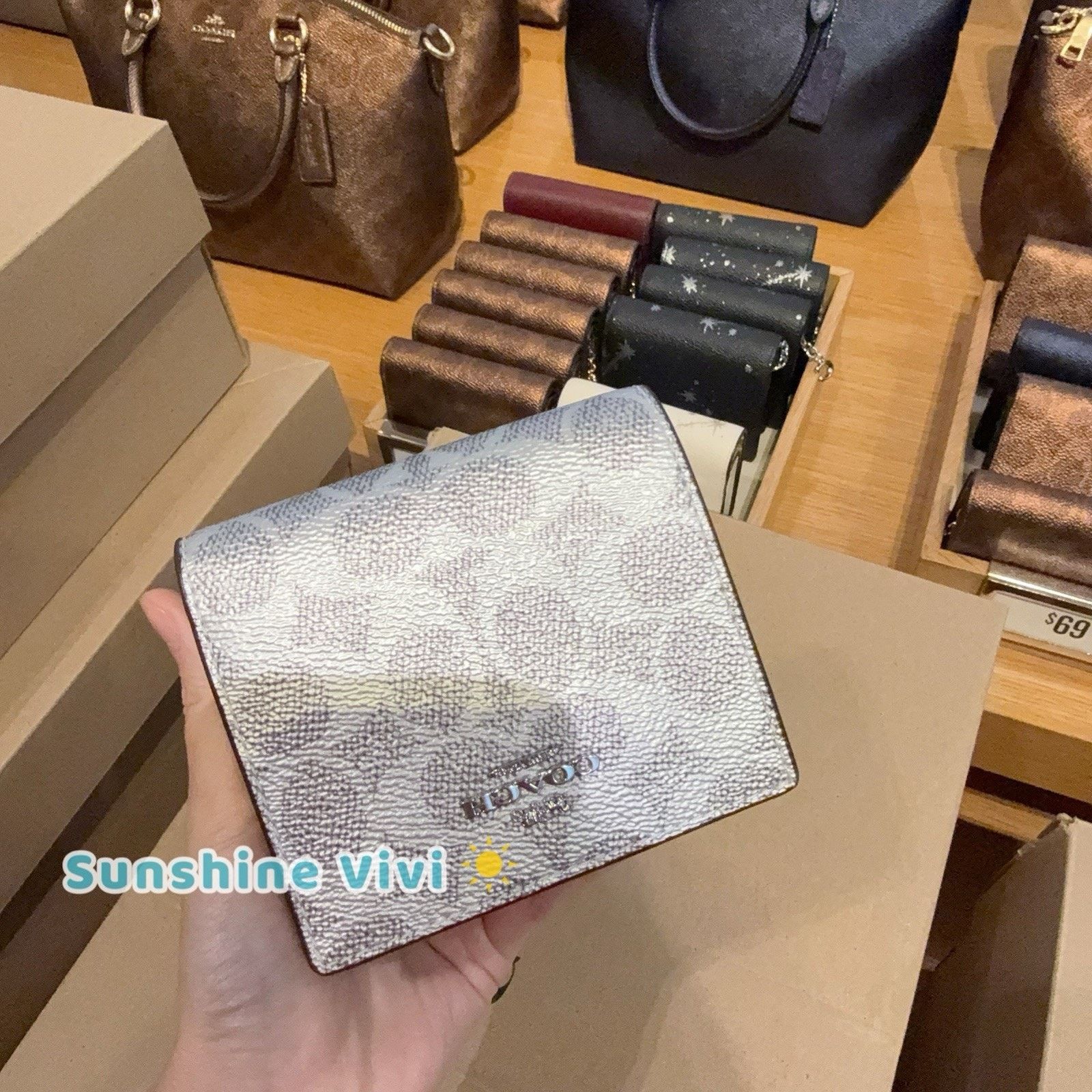 Coach NWT Coach Snap WalletIn Signature Canvas CCL96 Grey Silver Size ONE SIZE - 1 Thumbnail