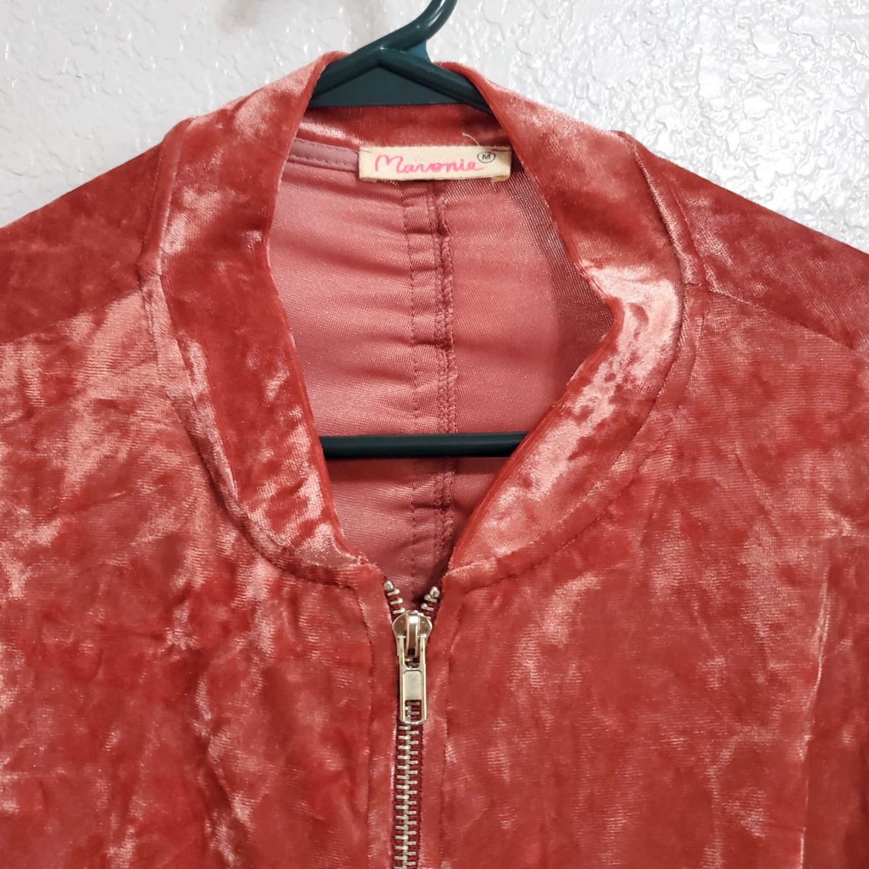 Velvet MaroNie Velvet Bomber Jacket Womens M Mauve Full Zip Ruched Back Elastic Waist & Cuffs Size M / US 6-8 / IT 42-44 - 4 Thumbnail