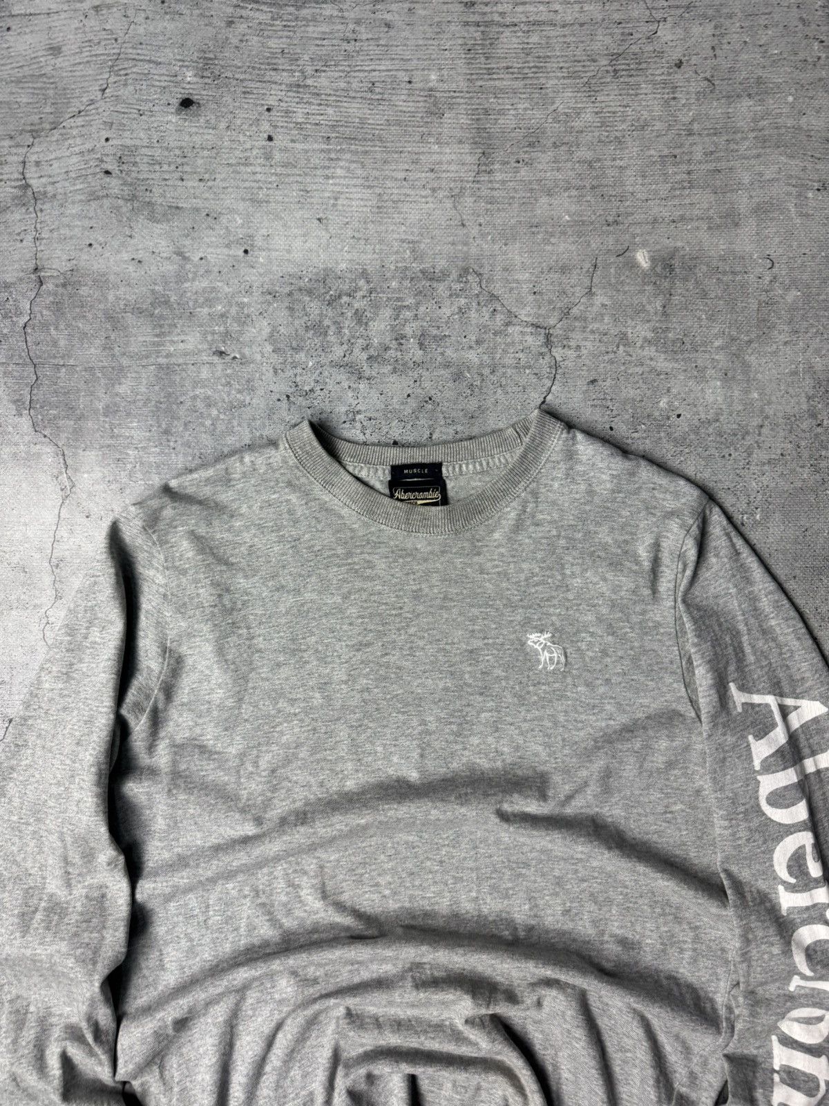 Abercrombie & Fitch Vintage 2000s Abercrombie & Fitch Long Sleeve Sweatshirt Size US S / EU 44-46 / 1 - 3 Thumbnail