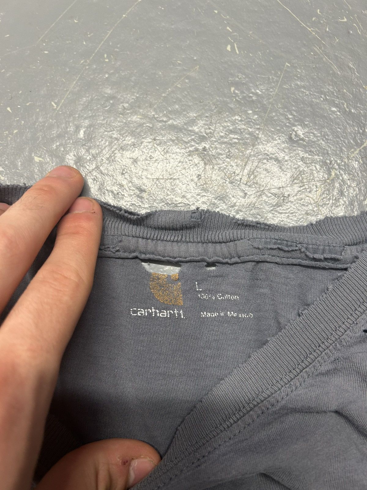 Carhartt × Vintage Crazy Y2K Essential Faded Thrashed Carhartt Graphic T-Shirt Size US XL / EU 56 / 4 - 4 Thumbnail