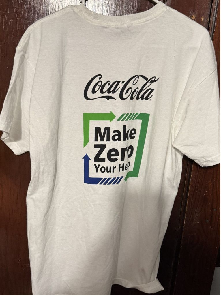 NCAA UMass Minutemen Short Sleeve Logo T-shirt Men's L White NWOT Size US L / EU 52-54 / 3 - 2 Thumbnail