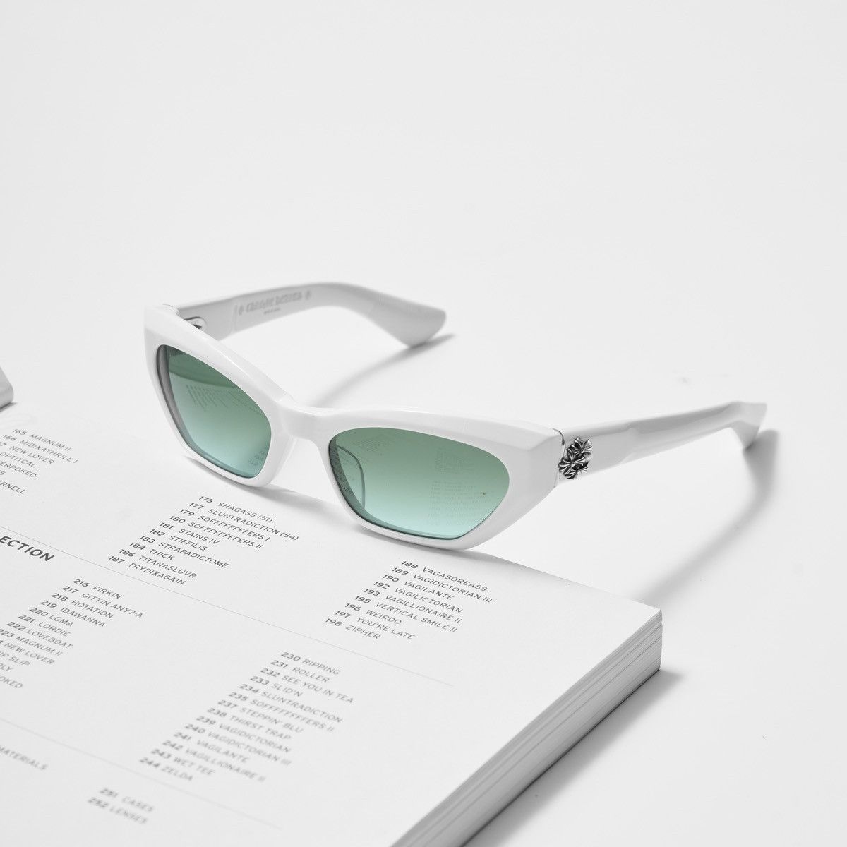 Chrome Hearts CHROME HEARTS HALLLA BALUUUU WHITE SUNGLASSES Size ONE SIZE - 1 Thumbnail