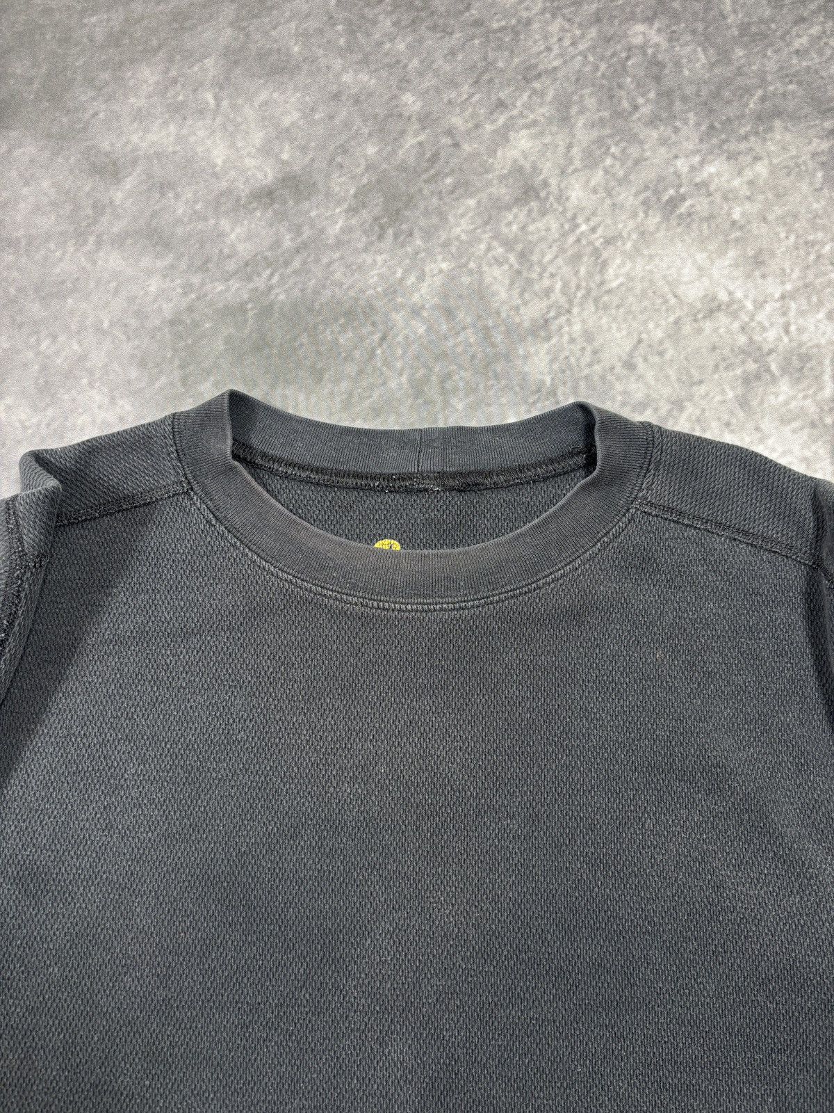 Carhartt Vintage Carhartt Thermal Longsleeve Thrashed Faded 1990s L Size US L / EU 52-54 / 3 - 6 Thumbnail