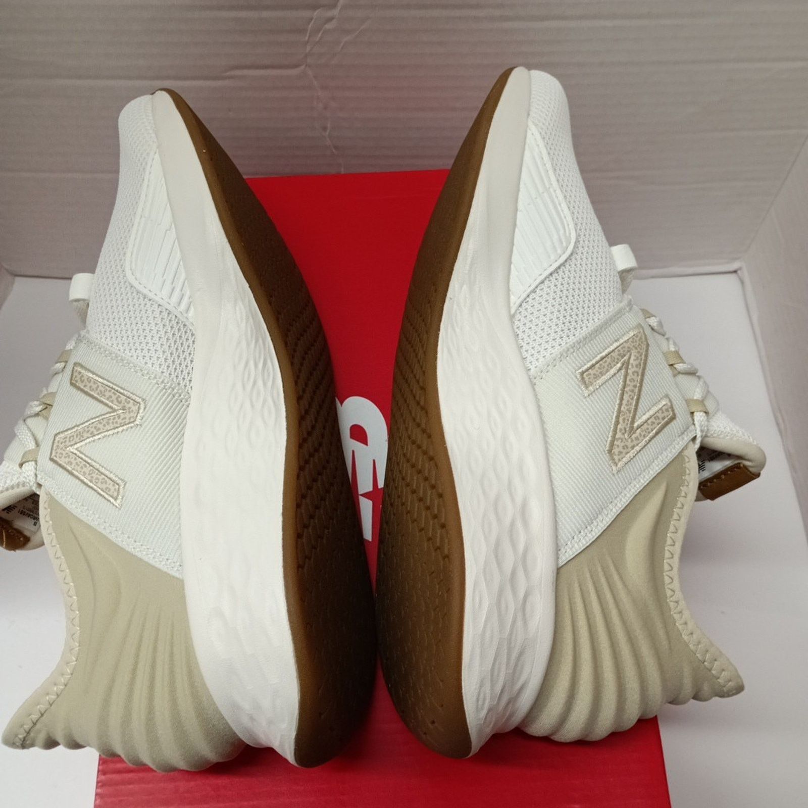 New Balance New Balance Fresh Foam Roav Womens Shoes Size 10 White Beige Size US 10 / IT 40 - 6 Thumbnail