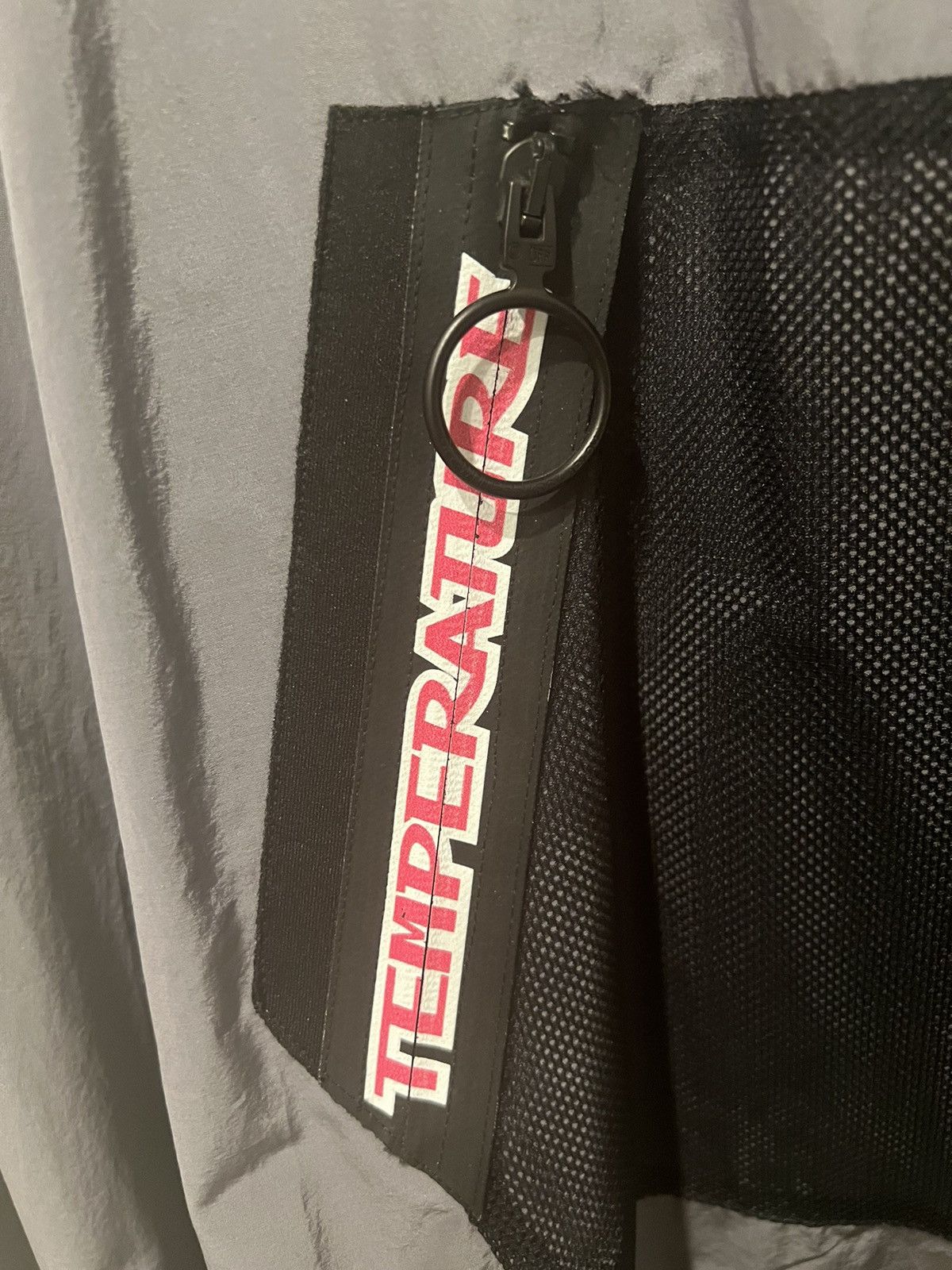 Off-White 18SS Nylon Sweater Size US M / EU 48-50 / 2 - 5 Thumbnail