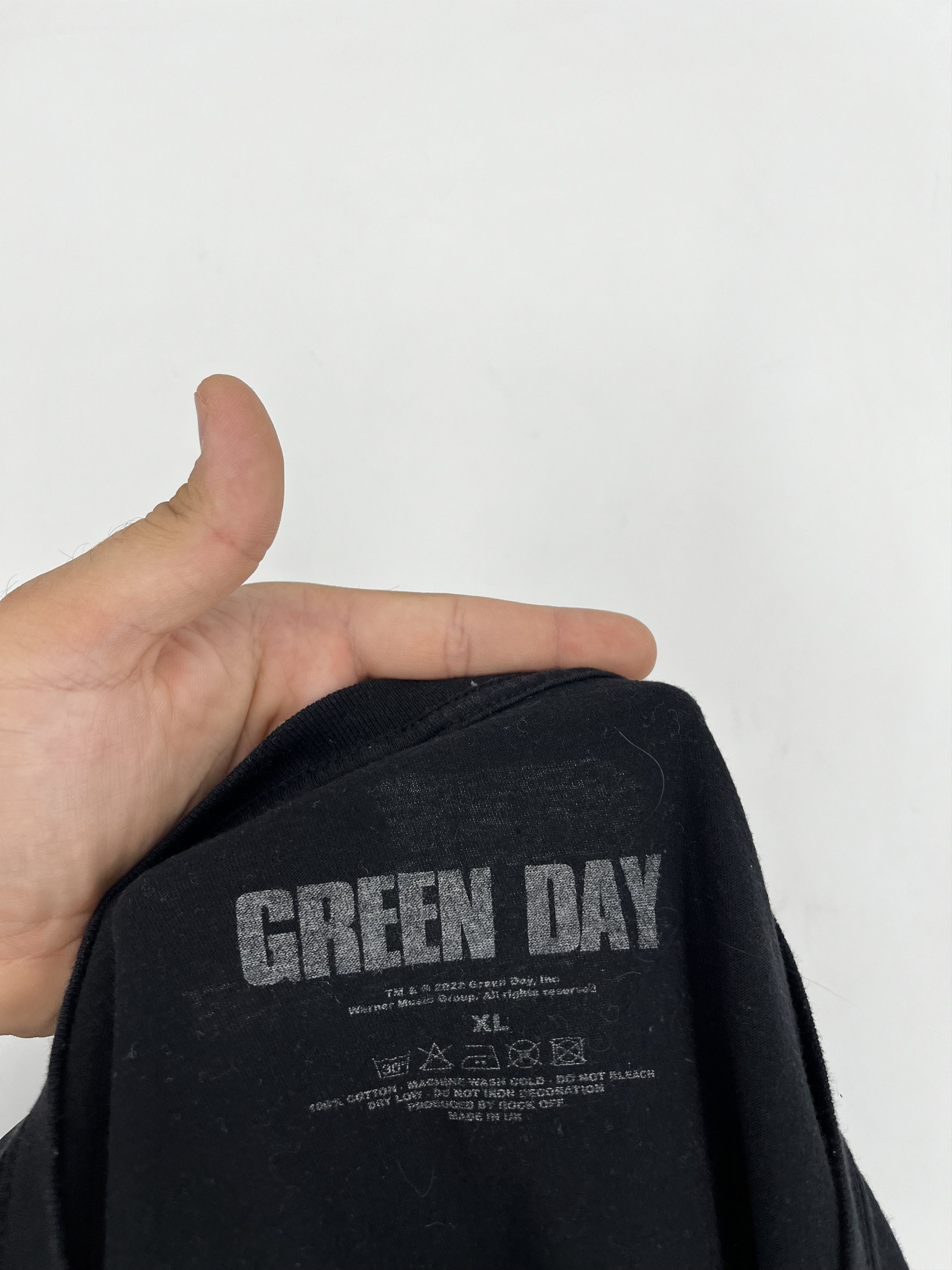 Band Tees Green Day welcome to paradise T-shirt rock band size XL Size US XL / EU 56 / 4 - 10 Thumbnail