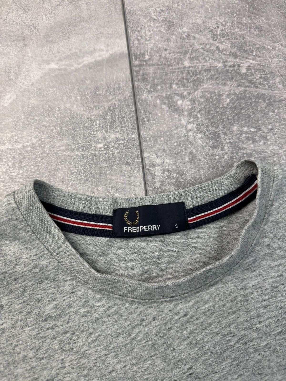 Fred Perry Fred Perry Grey T-shirt Size US S / EU 44-46 / 1 - 4 Thumbnail