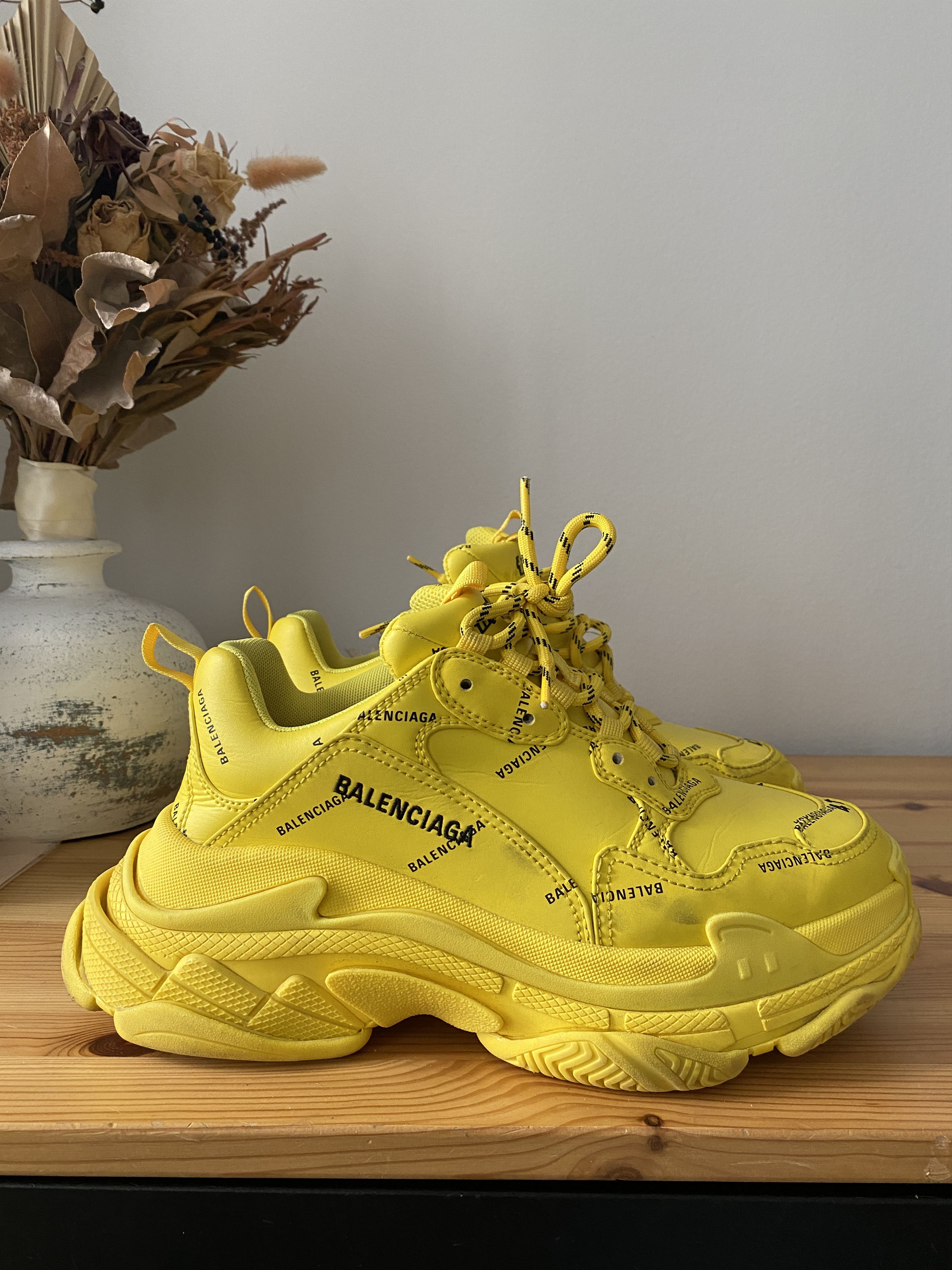 Balenciaga BALENCIAGA Triple S Sneaker Yellow Size US 8 / EU 41 - 1 Thumbnail