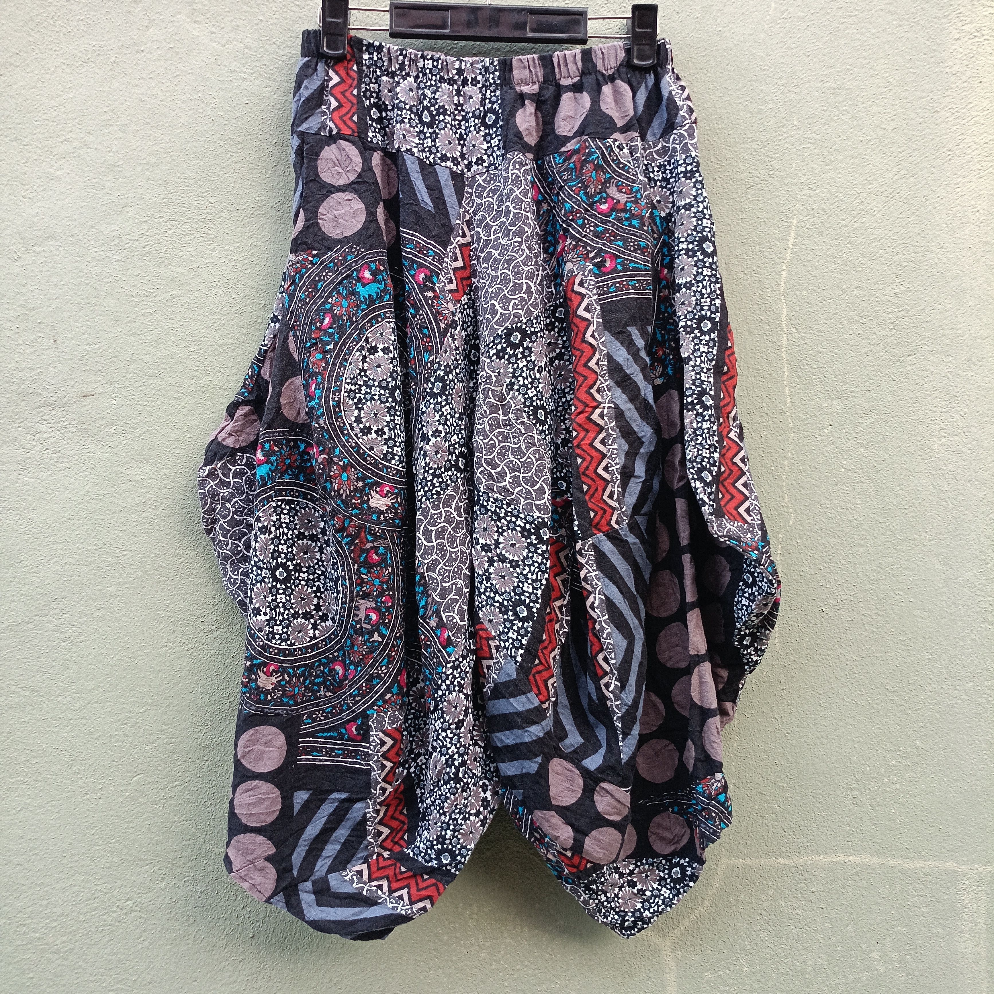 Japanese Brand Vintage Patchwork Short Pant Size US 40 / EU 56 - 2 Thumbnail