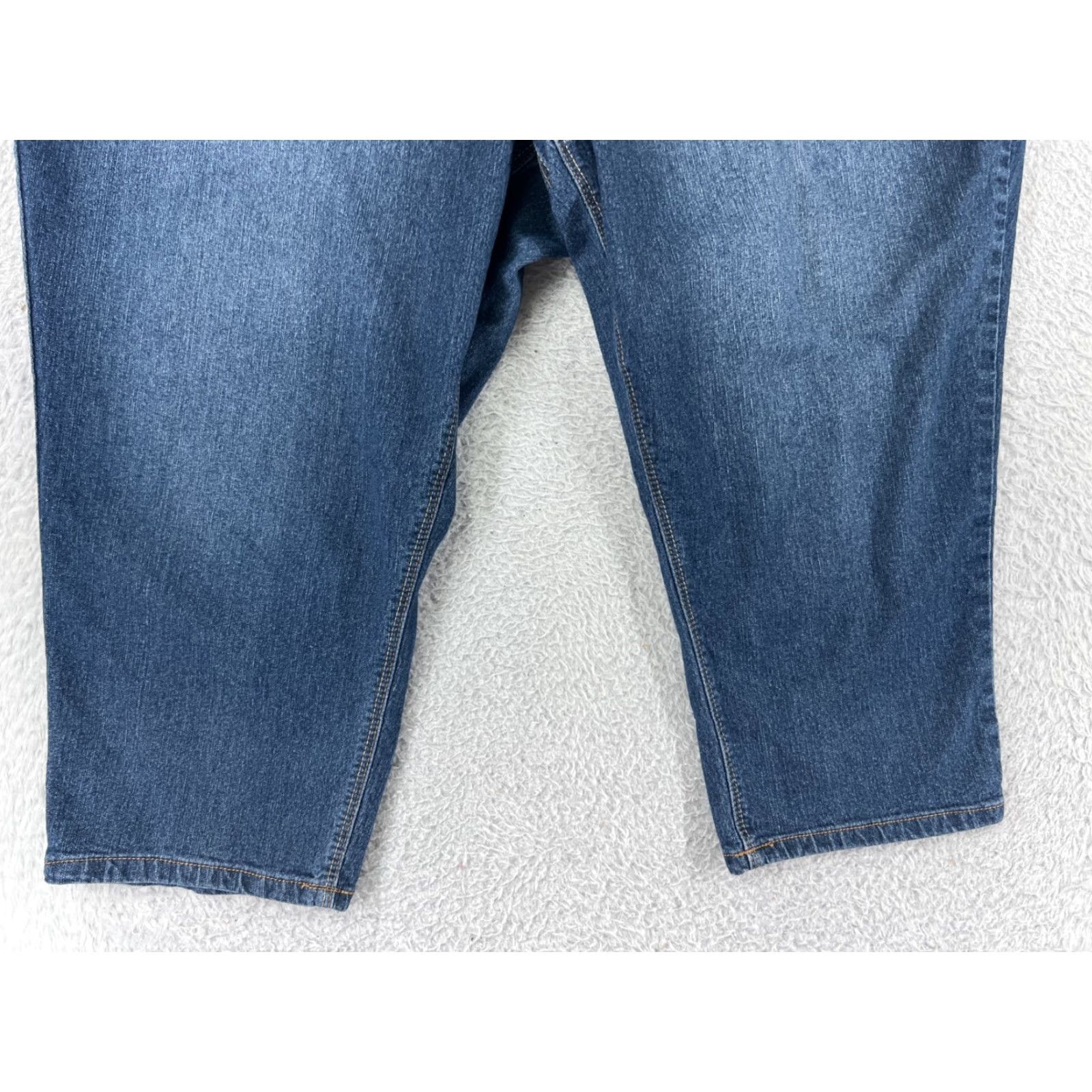 Vintage AG Adriano Goldschmied Jeans Women 20W Capri Mid Rise Blue Denim Capri Jeans Womens Size 42" / US 20 - 6 Thumbnail