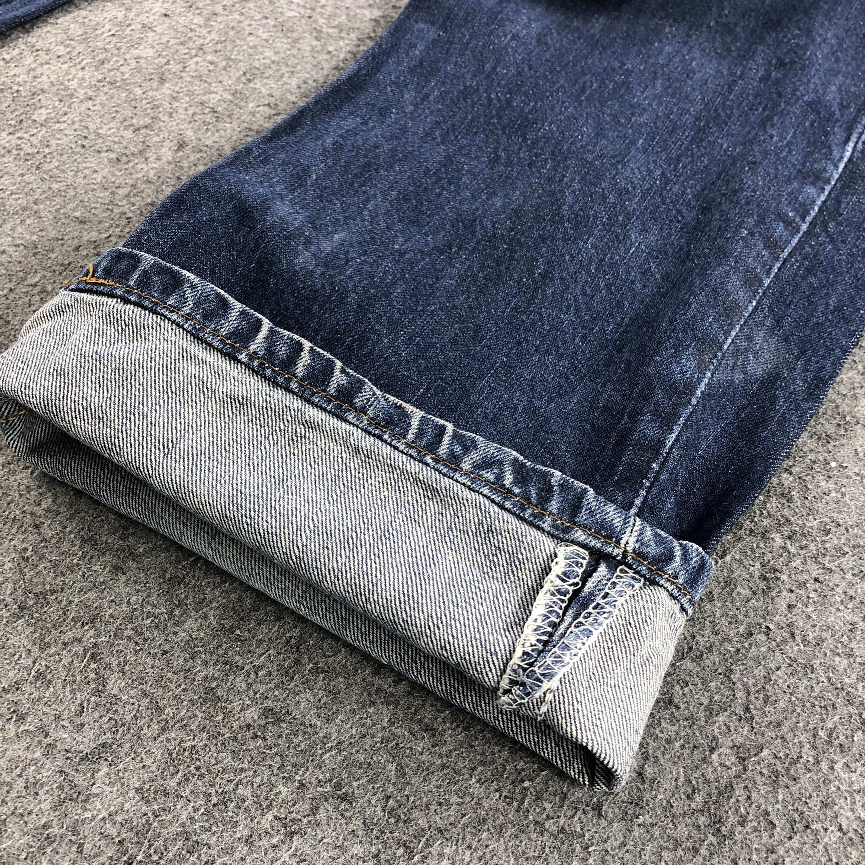 Levi's Vintage Blue Wash Levis 501 Denim Jeans-JM958 Size US 33 - 7 Thumbnail