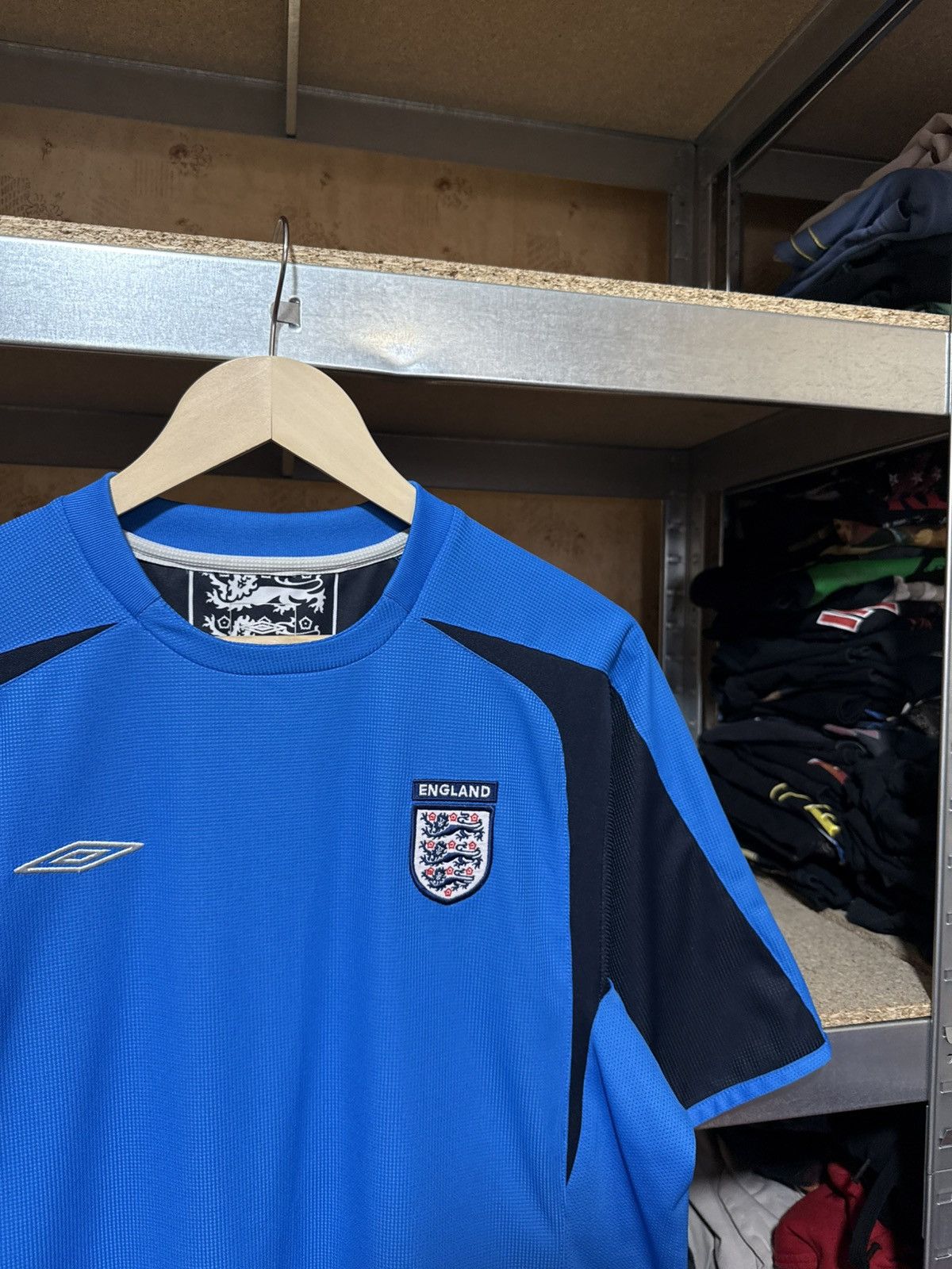 Umbro × Vintage Vintage Umbro England 2004 2005 2006 Training Soccer Jersey Size US XL / EU 56 / 4 - 4 Thumbnail