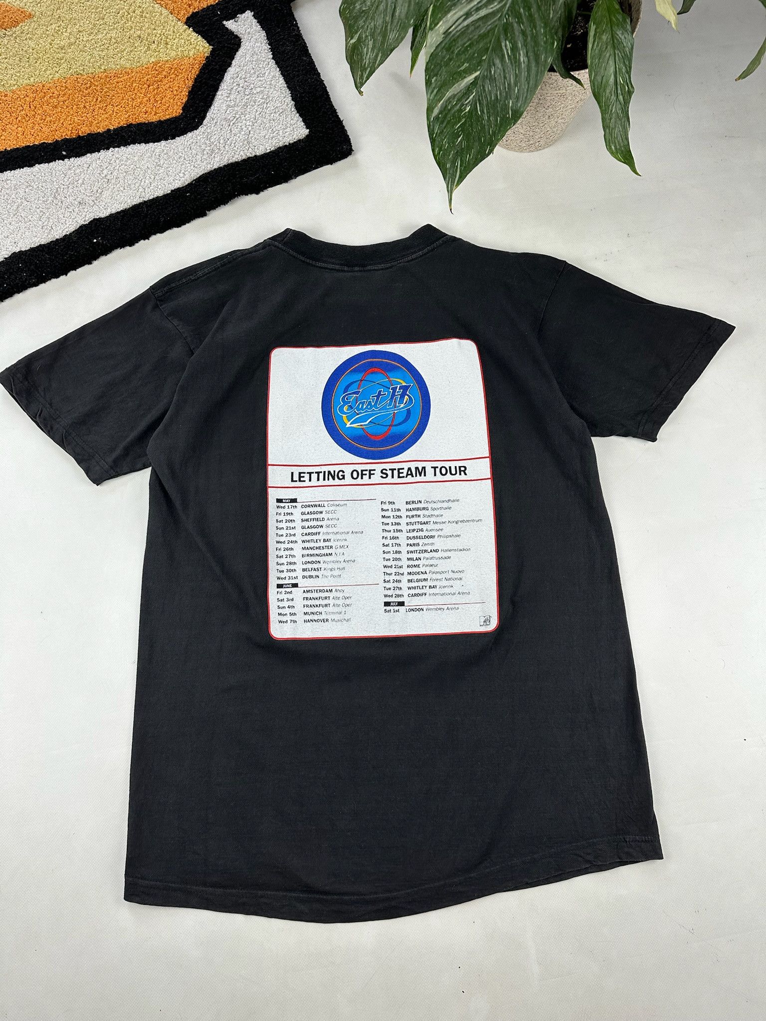 Band Tees Vintage East 17 Band TShirt take that backstreet boys nsync Size US L / EU 52-54 / 3 - 5 Thumbnail