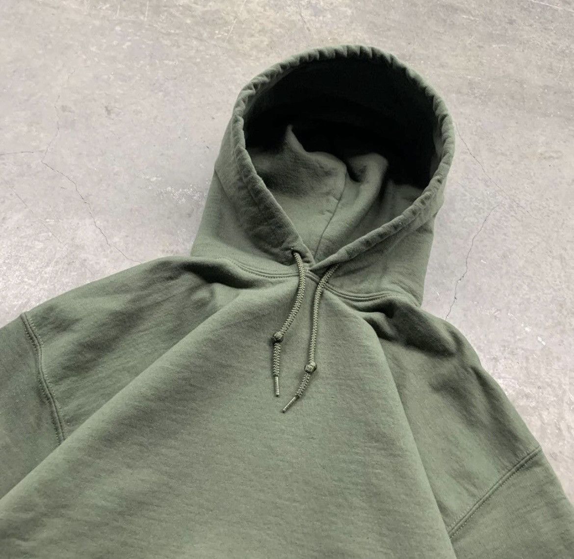 Vintage Vintage Moss Green Essential Blank Hoodie Size US S / EU 44-46 / 1 - 3 Thumbnail