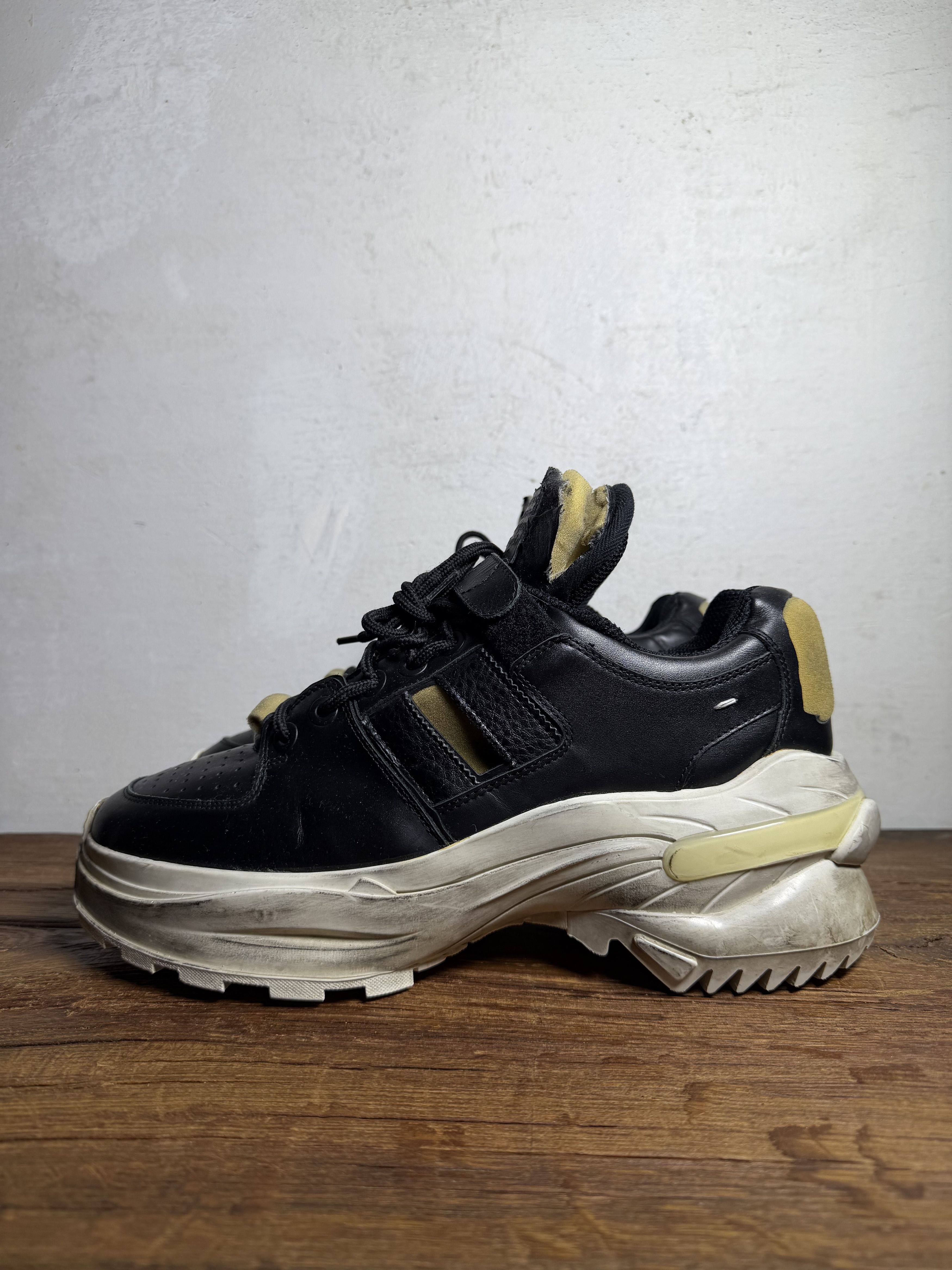 Maison Margiela Maison Margiela Retro Fit Sneakers Size US 11 / EU 44 - 1 Thumbnail