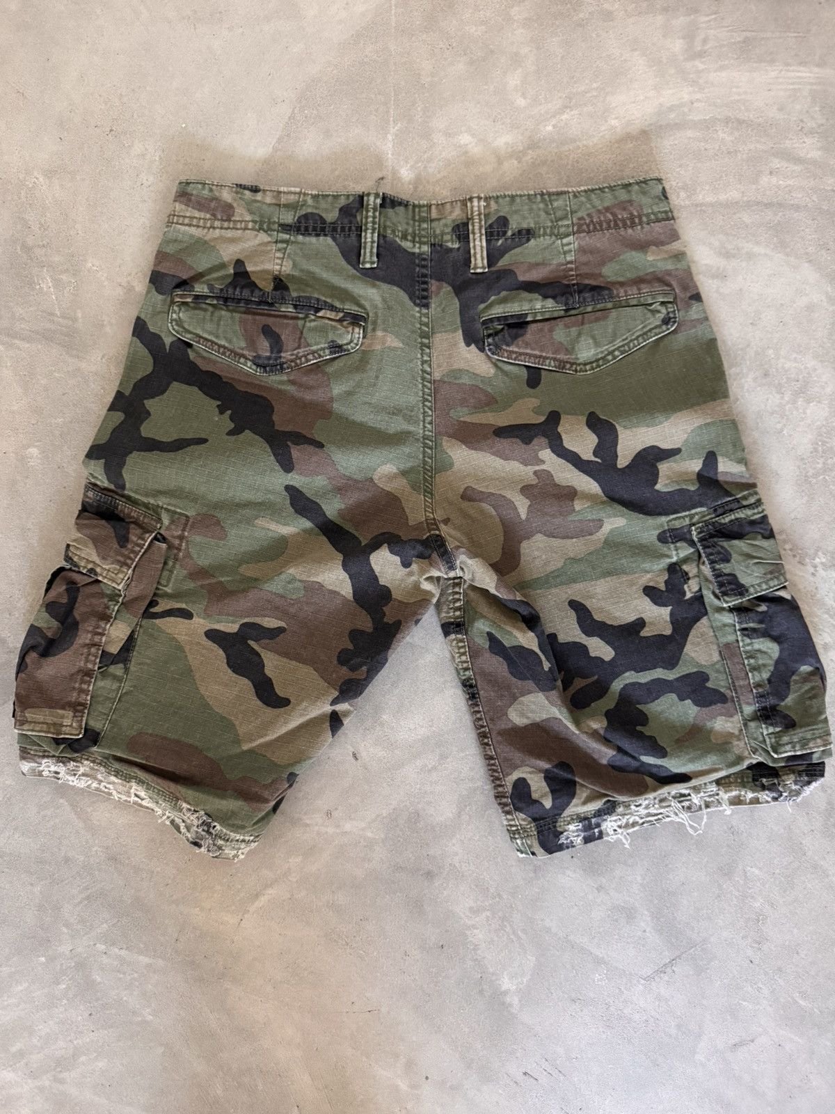 Other Burning Büsh Shorts Size US 32 / EU 48 - 2 Thumbnail