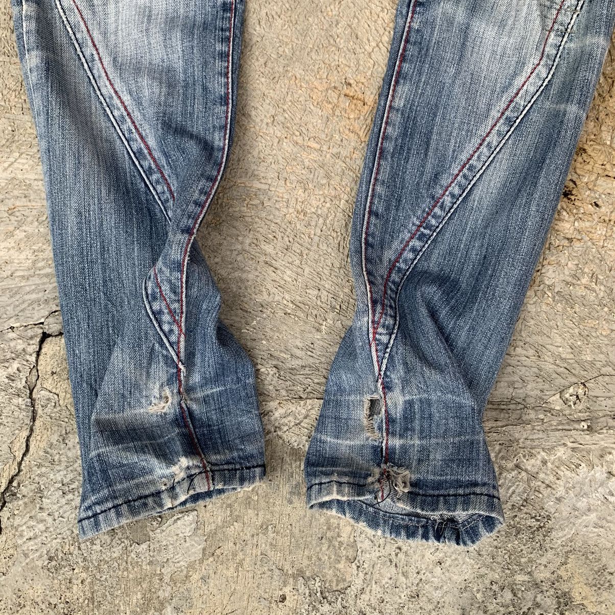If Six Was Nine × Le Grande Bleu (L.G.B.) 2000s RD8K Skull Punk Distressed Denim Pant 🙌🏼 Size US 30 / EU 46 - 7 Thumbnail