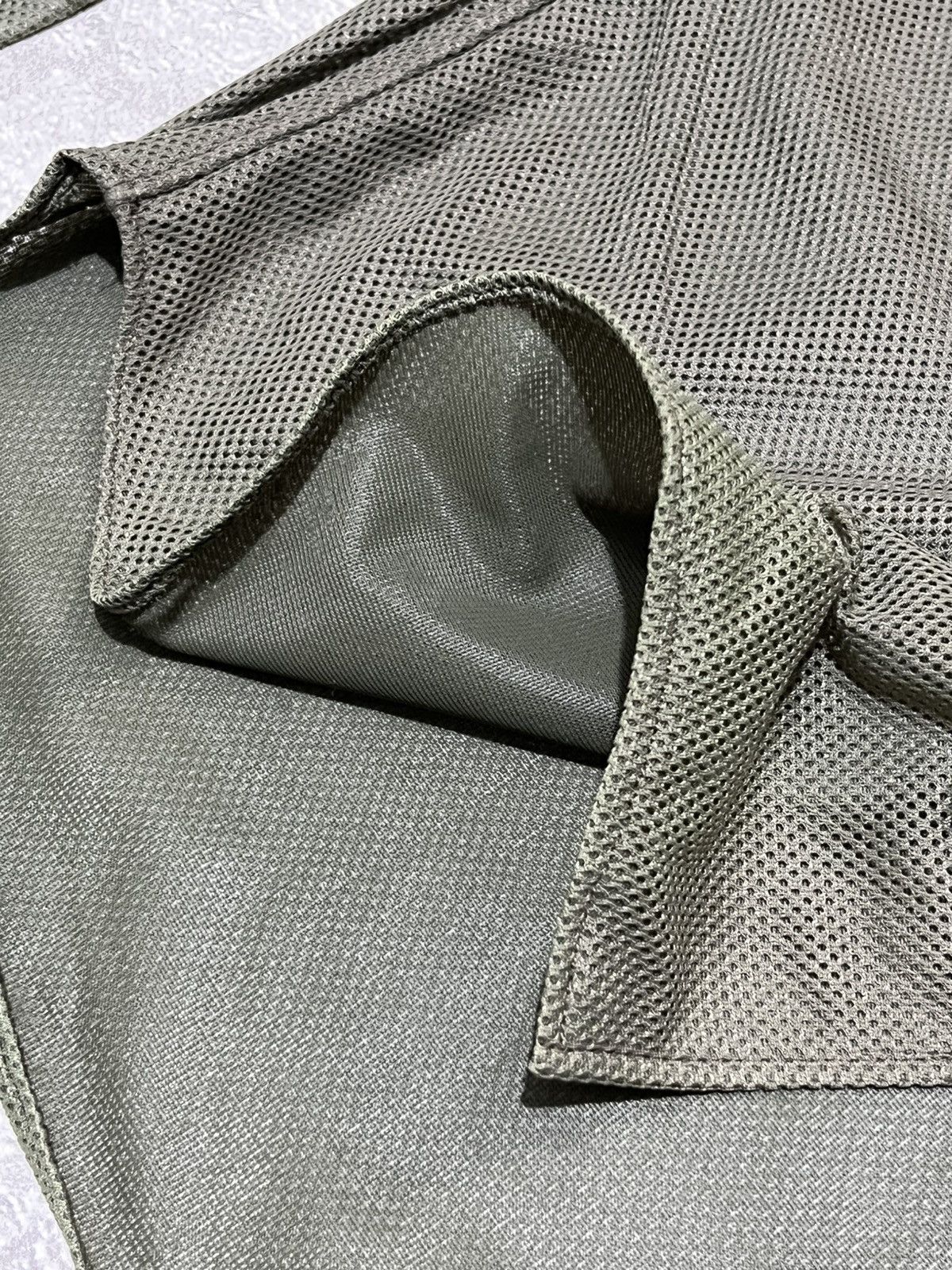 Comme des Garcons × Japanese Brand Comme des Garcons Shirt net fabric Size US S / EU 44-46 / 1 - 5 Thumbnail