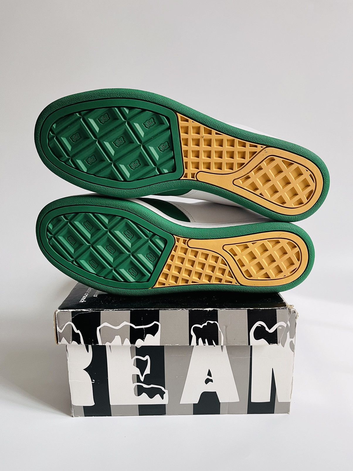 Billionaire Boys Club Reebok x IceCream Board Flip 2 Size US 11 / EU 44 - 9 Thumbnail
