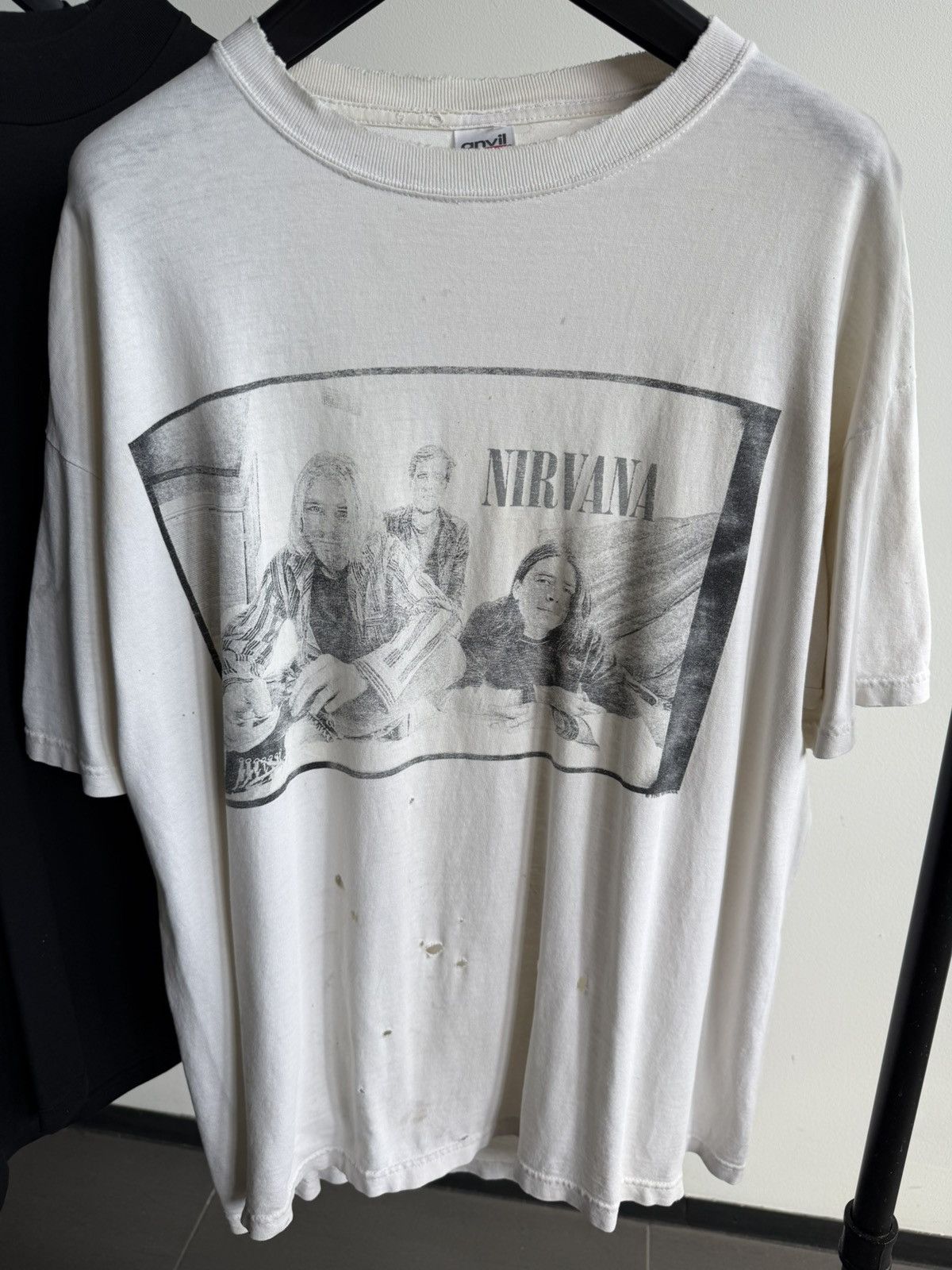 Band Tees Thrashed 90s Distressed Faded Nirvana Erd Grunge Band Tee Size US XL / EU 56 / 4 - 3 Thumbnail