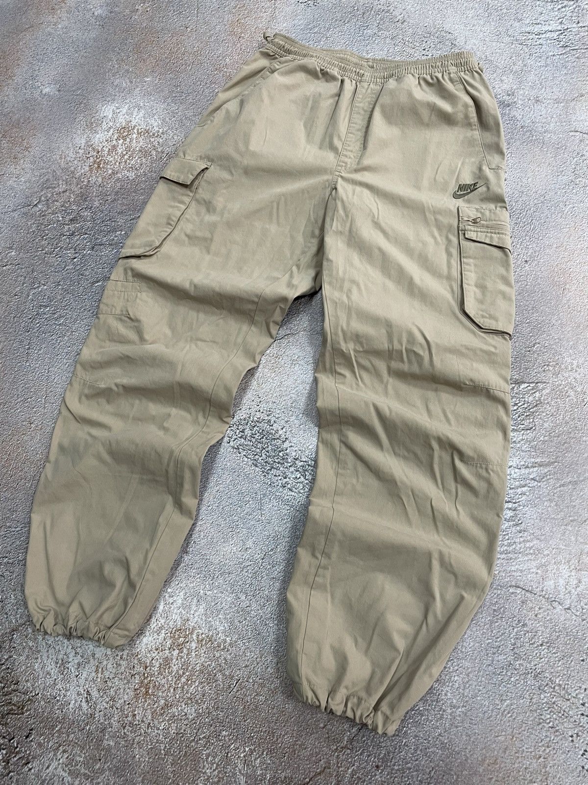 Nike Vintage Nike Small Logo Beige Cargo Pants Size US 32 / EU 48 - 2 Thumbnail