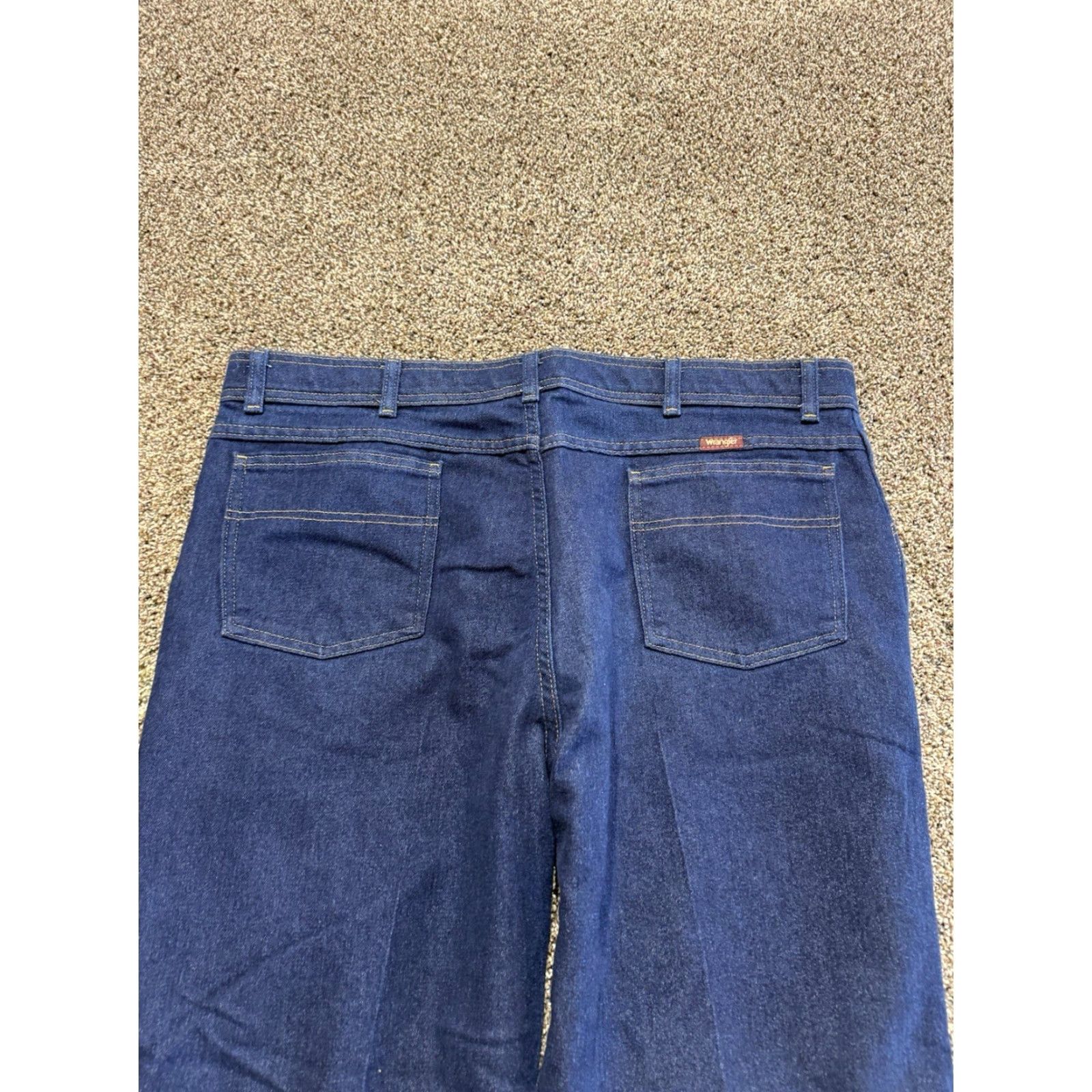 Wrangler Wrangler Jeans Men 42 Blue Denim 42X29 Cotton Blend Straight Casual Pants Size 42 Inseam 29 Regular Washable Denim Lot Size US 42 / EU 58 - 6 Thumbnail
