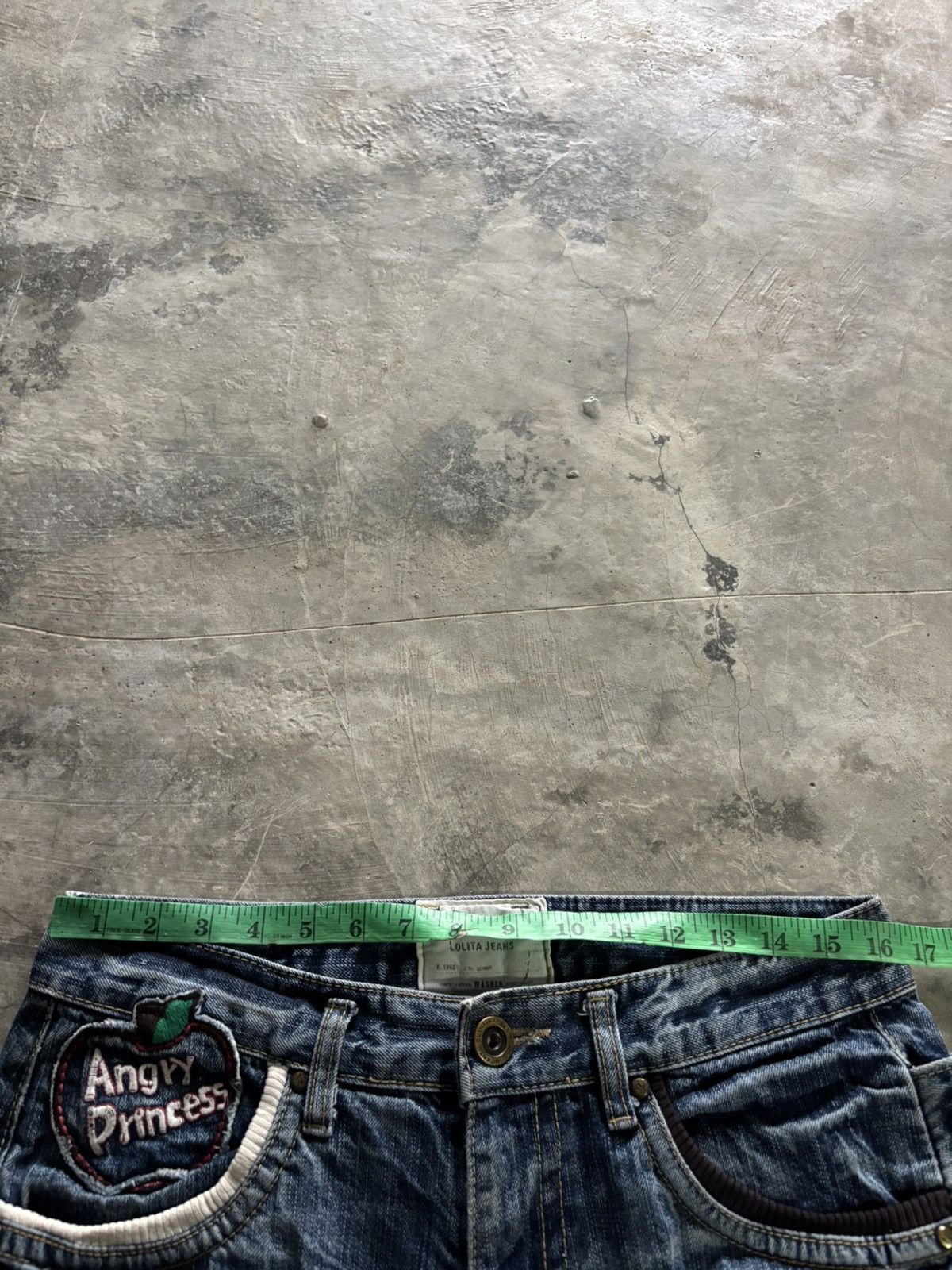 Japanese Brand LOLITA RARE YOSHITOMO NARA ANGRY PRINCESS DISTRESSED DENIM Size US 31 - 22 Thumbnail