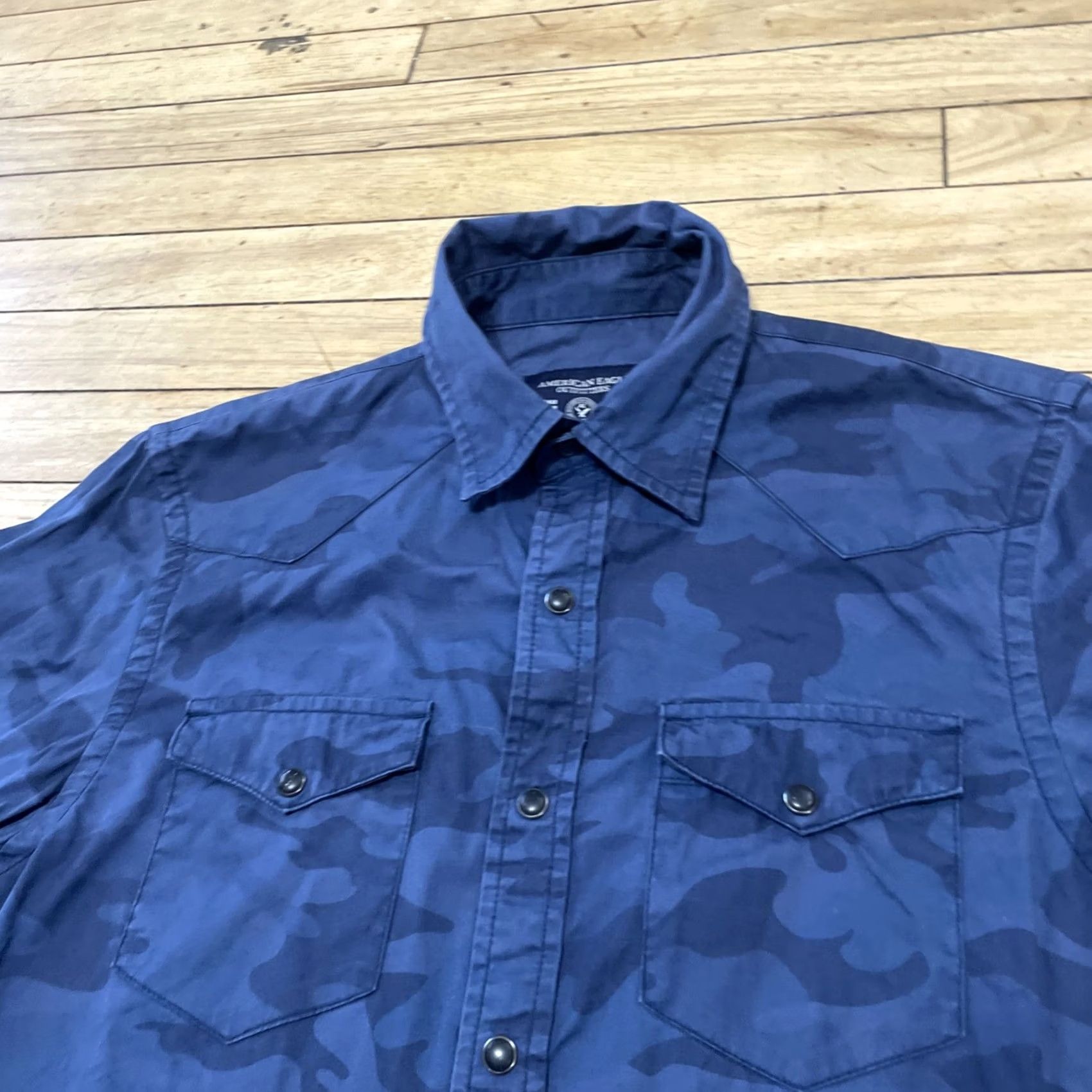 American Eagle Outfitters VINTAGE American Eagle Outfitters Blue Camo PearlSnap Shirt Men XS West Y2k Fit Button-Up Size US XS / EU 42 / 0 - 4 Thumbnail