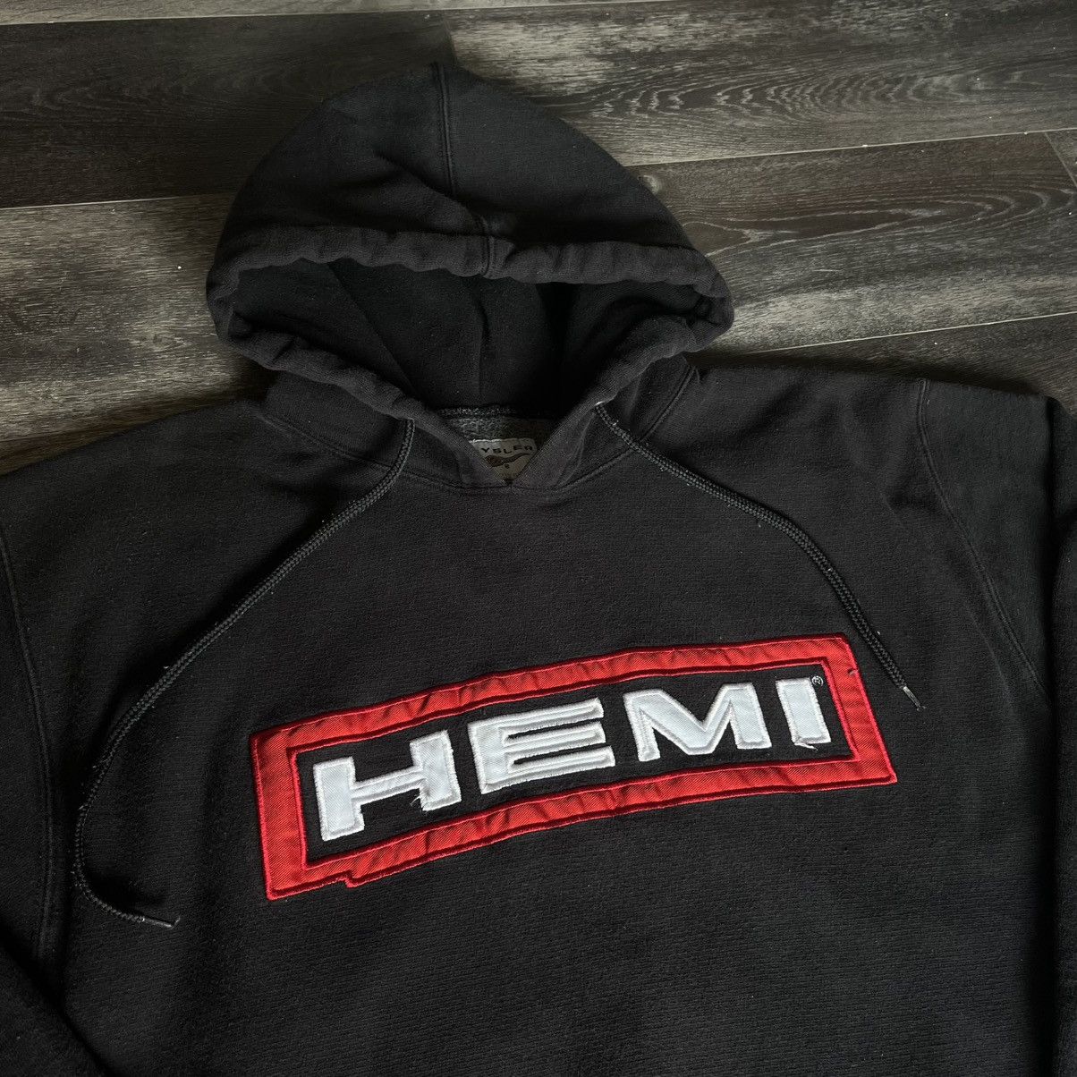 Chrysler Vintage 2000s Chrysler Hemi Engine Embroidered Logo Hoodie Size US L / EU 52-54 / 3 - 1 Thumbnail