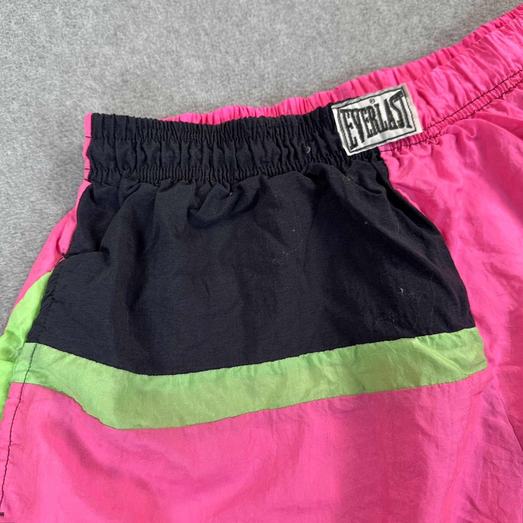 Everlast Everlast Athletic Shorts Mens Large Pink Colorblock Elastic Waist Pockets Lightweight Gym Running Size US 33 - 3 Thumbnail